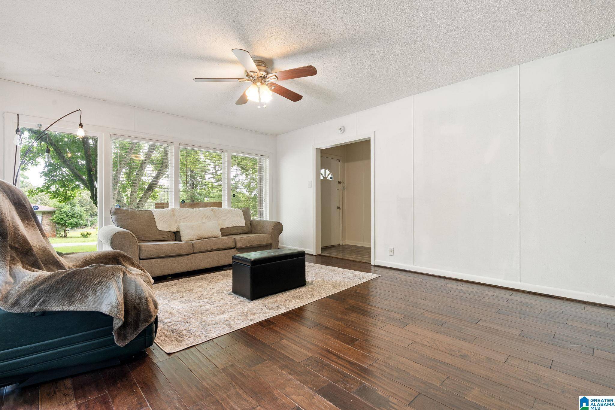 Hueytown, AL 35023,1700 29TH AVENUE N