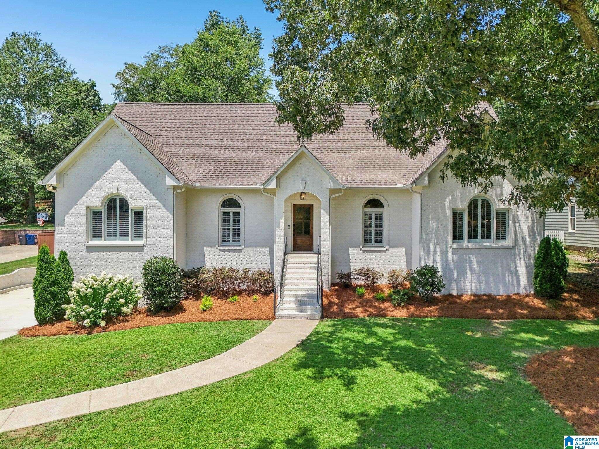 Trussville, AL 35173,309 PALACE DRIVE