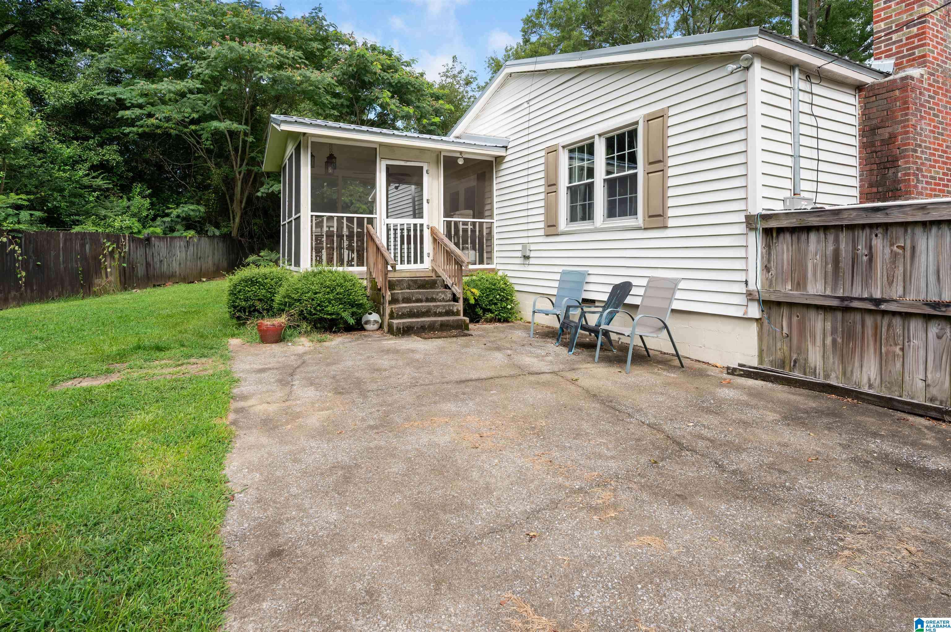 Sylacauga, AL 35150,418 ALLEN DRIVE