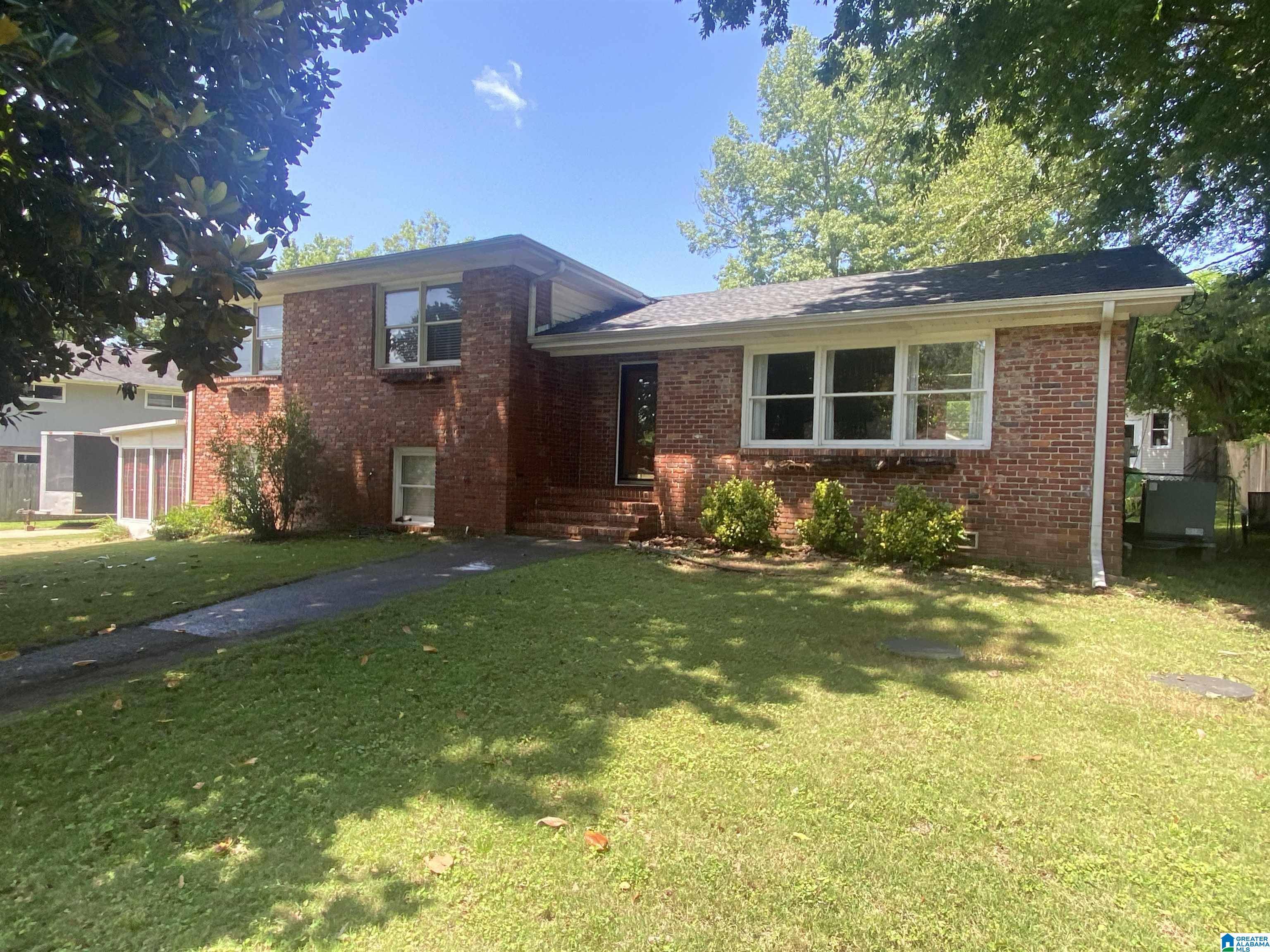 Hoover, AL 35226,2216 MARION STREET
