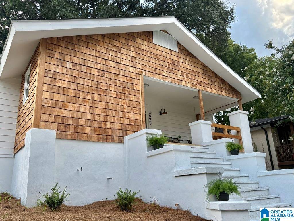 Birmingham, AL 35212,5825 5TH COURT S