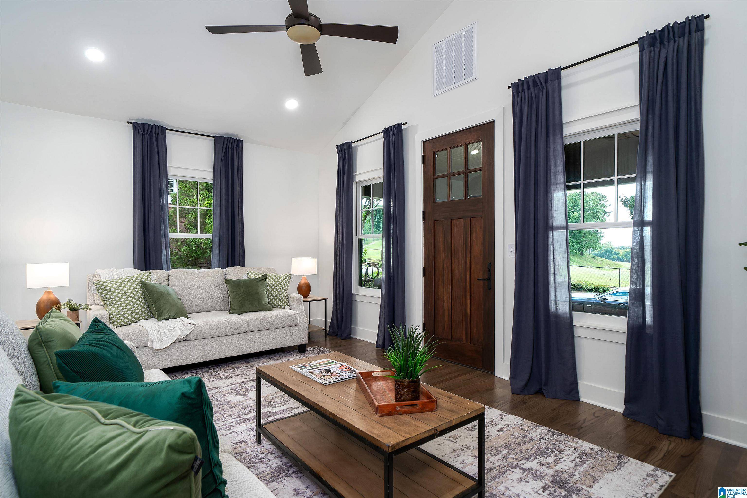 Birmingham, AL 35222,917 38TH STREET S