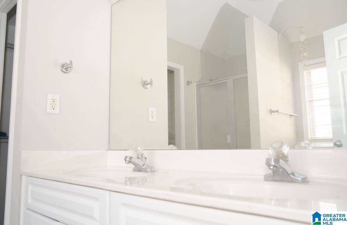 Calera, AL 35040,137 HERMITAGE LANE