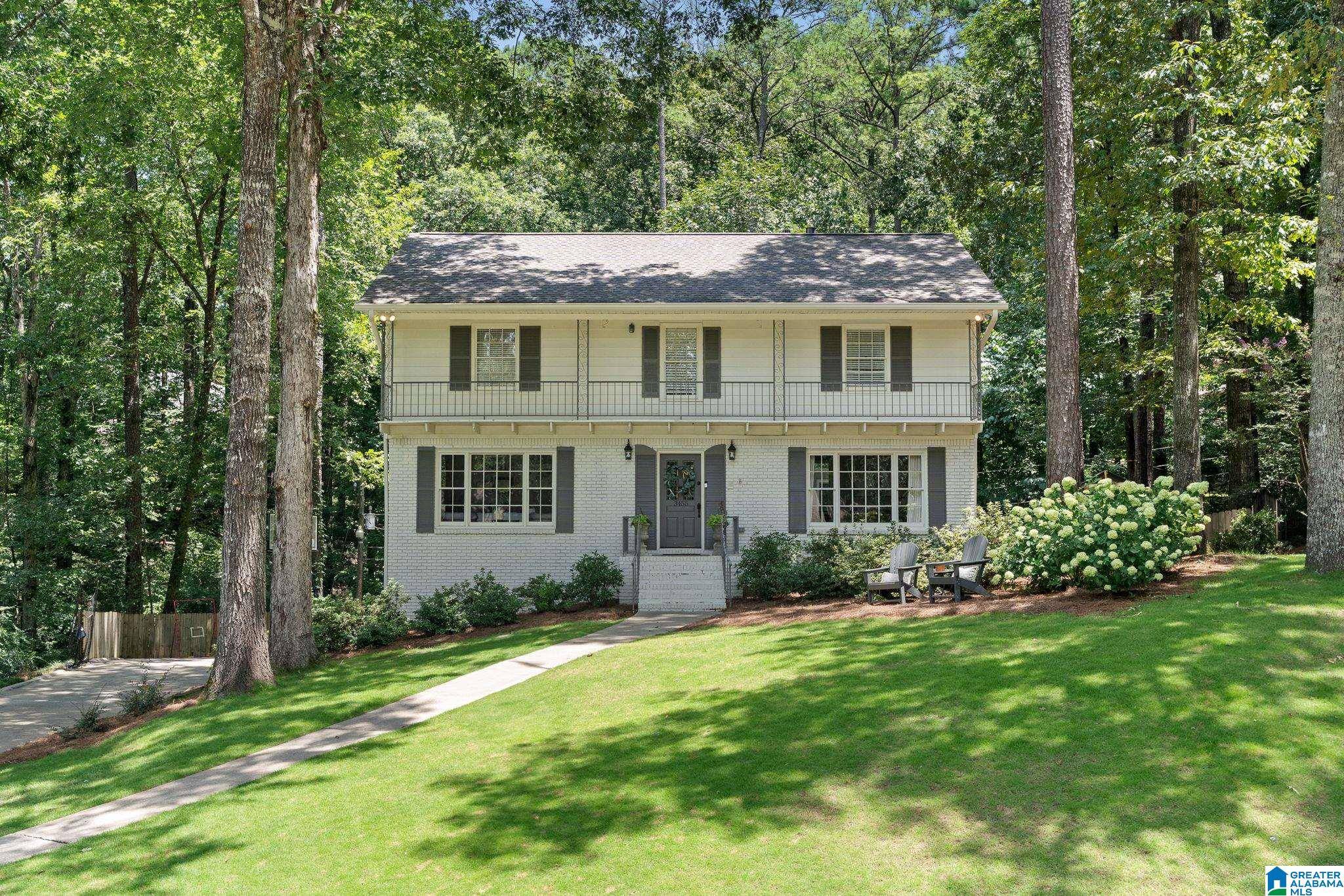 Vestavia Hills, AL 35243,3455 COUNTRY BROOK LANE