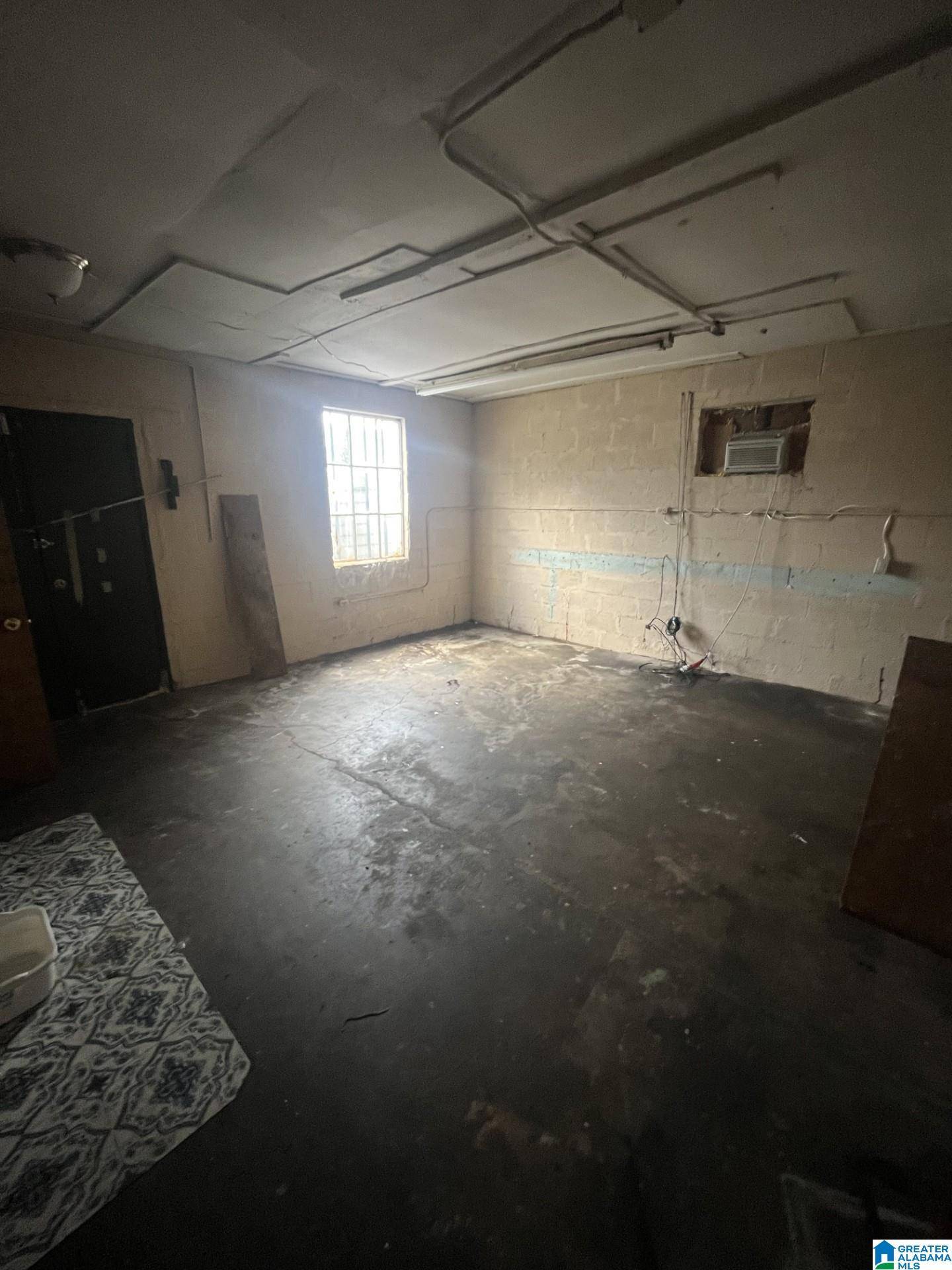 Birmingham, AL 35208,1417 LOMB AVENUE