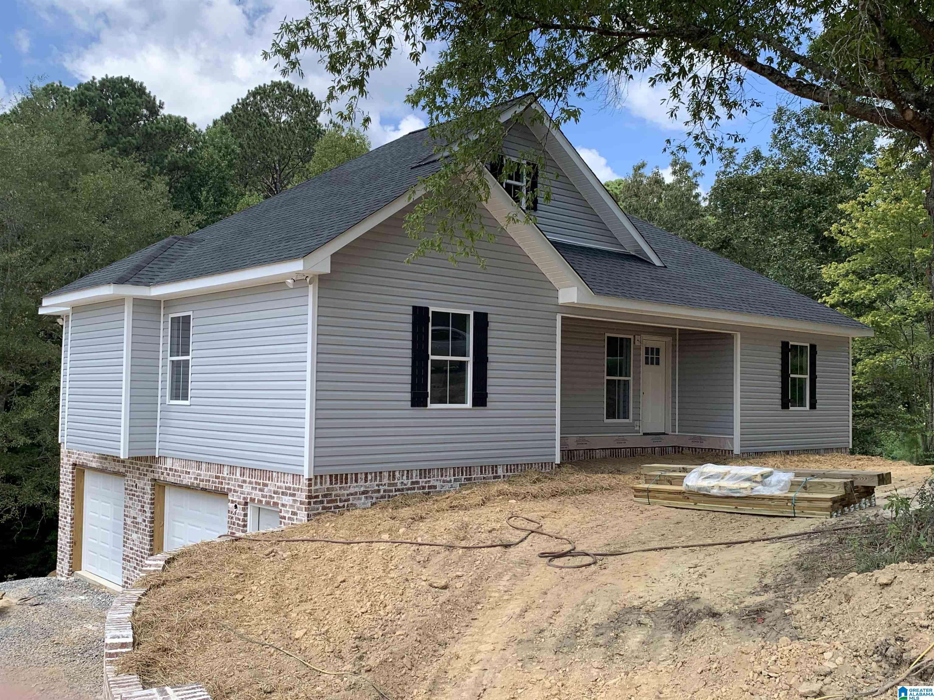 Warrior, AL 35180,841 LAKESHORE CIRCLE