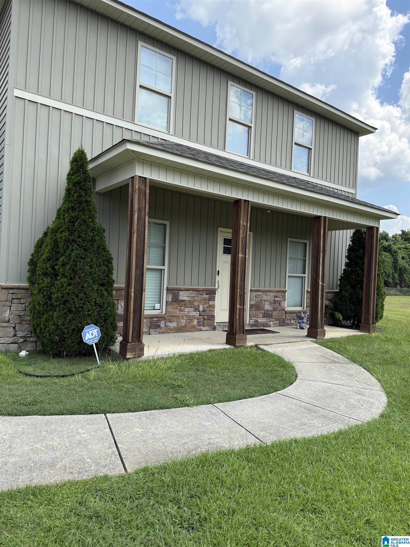Tuscaloosa, AL 35404,1326 12TH STREET E