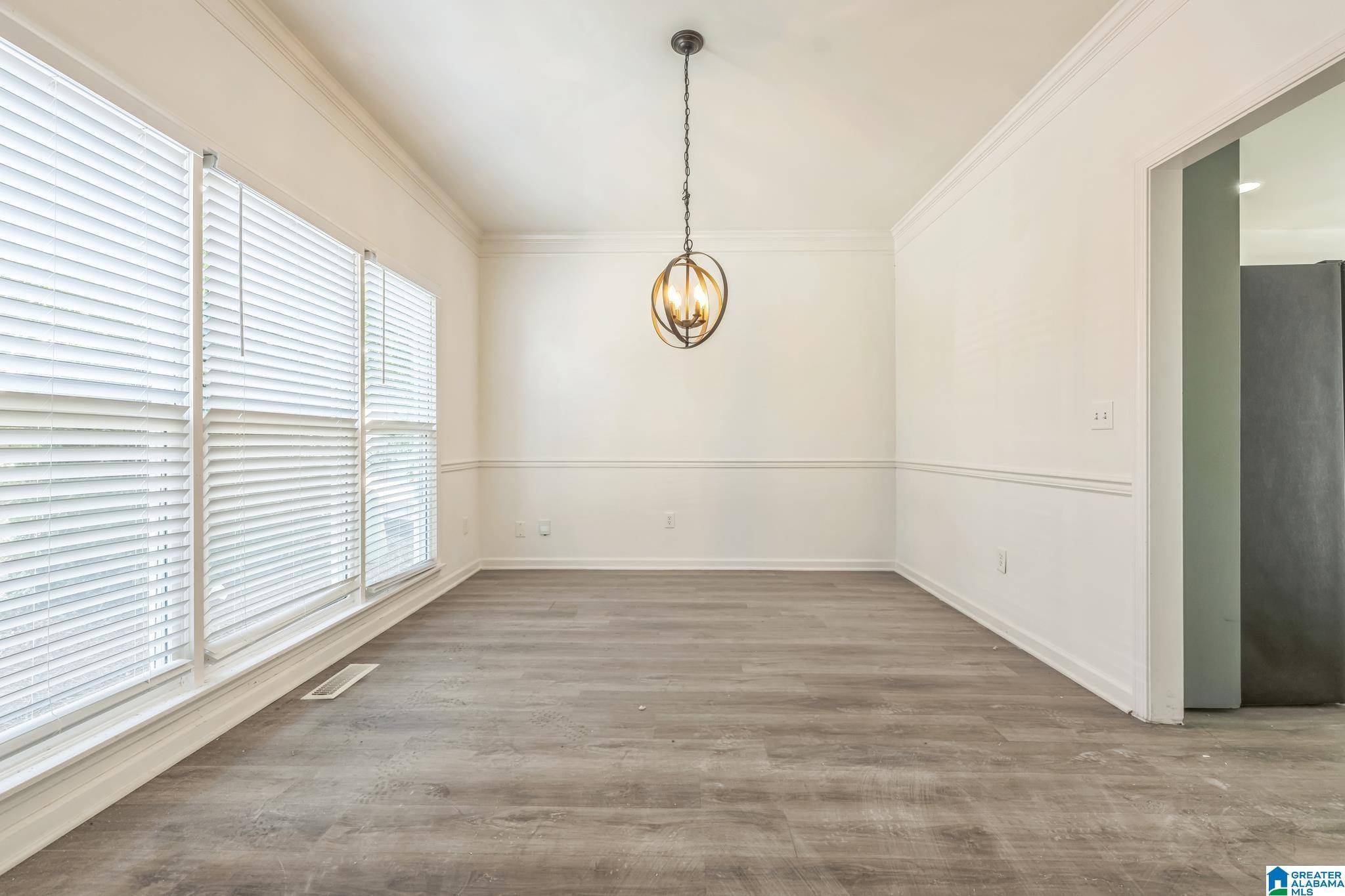 Vestavia Hills, AL 35216,2826 SEVEN OAKS CIRCLE