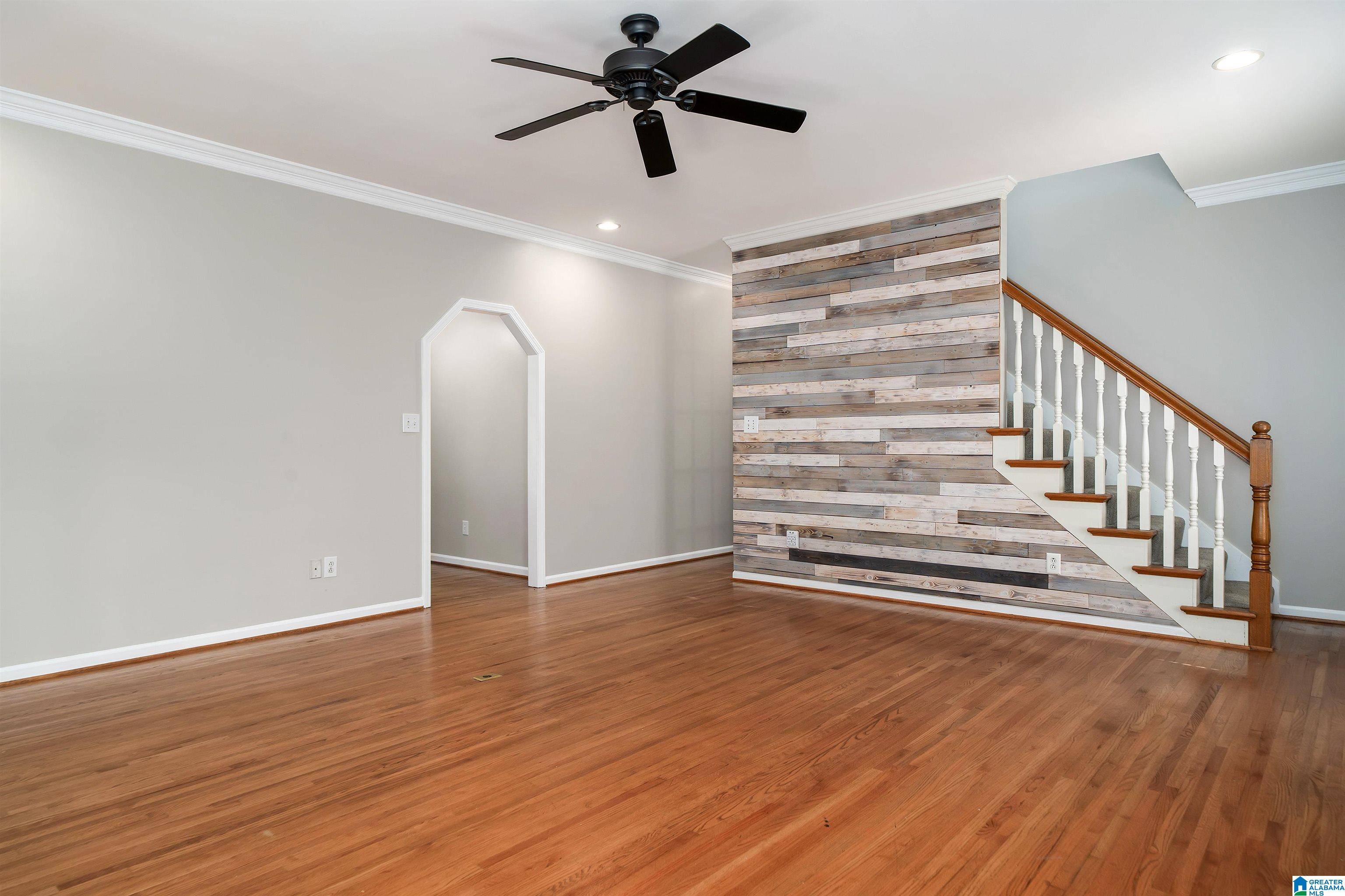 Trussville, AL 35173,213 ENGLISH WALNUT DRIVE