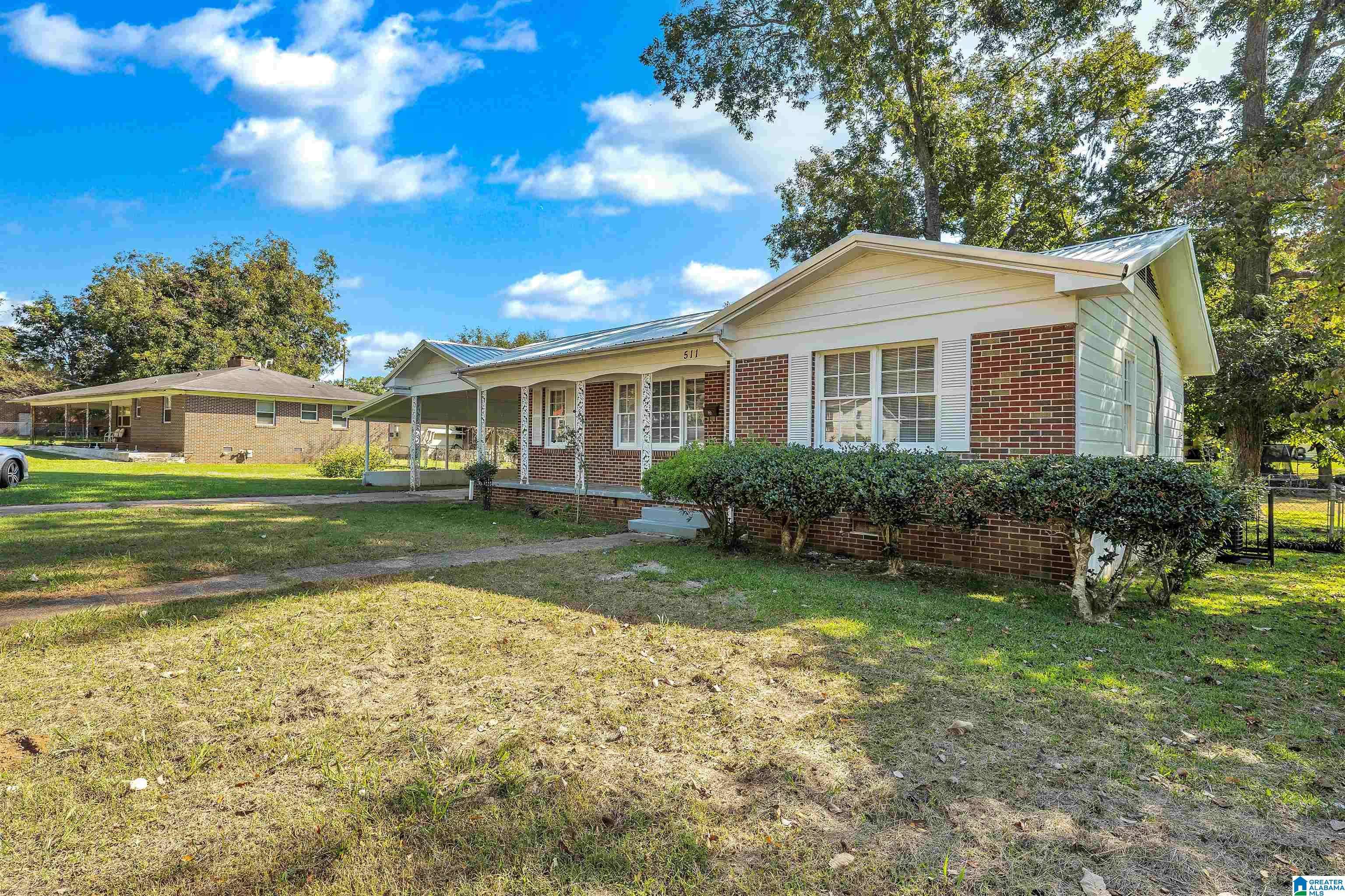 Sylacauga, AL 35150,511 BRENTWOOD STREET