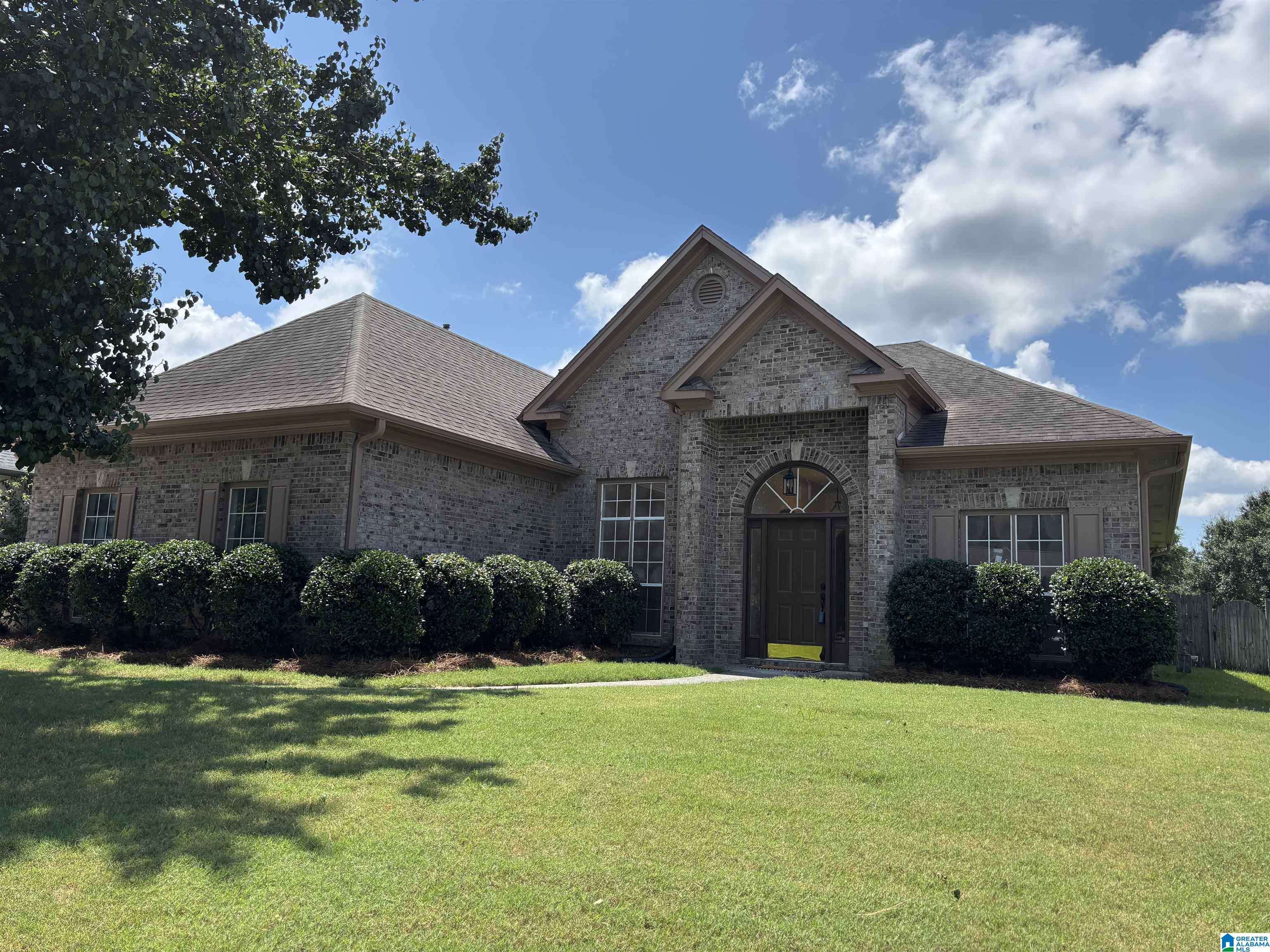 Trussville, AL 35173,3201 TRACE CIRCLE