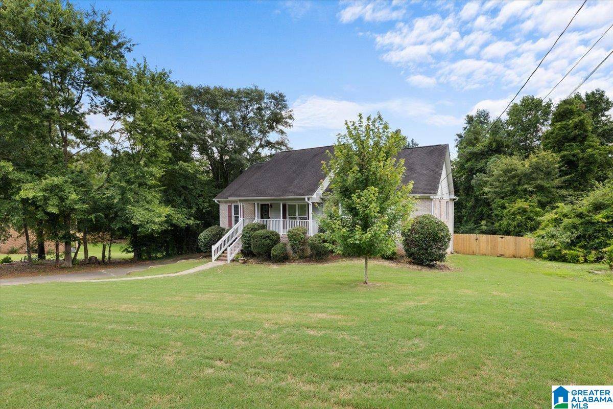 Trussville, AL 35173,4025 LAUREL RIDGE TRAIL