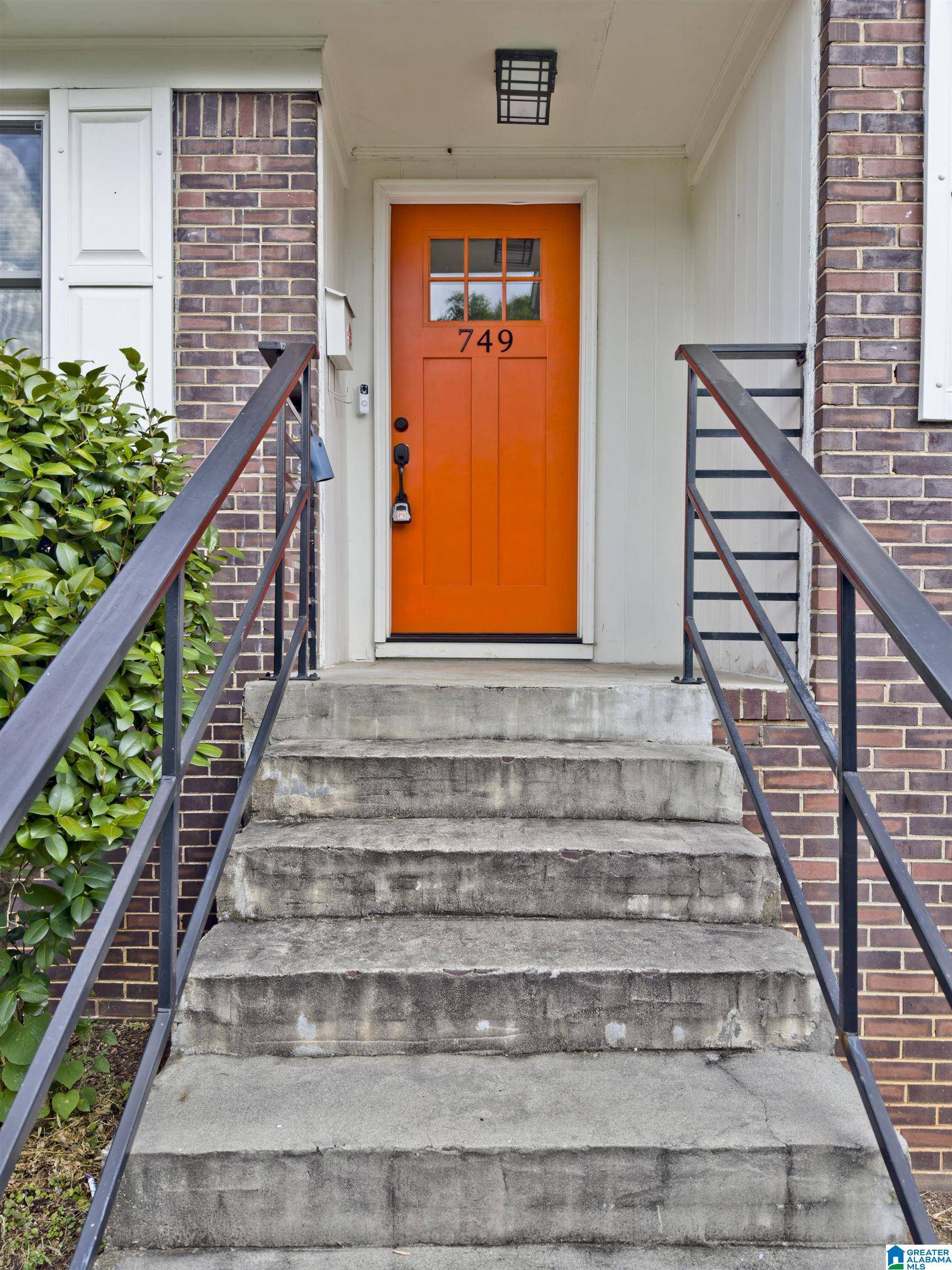 Birmingham, AL 35222,749 46TH STREET S