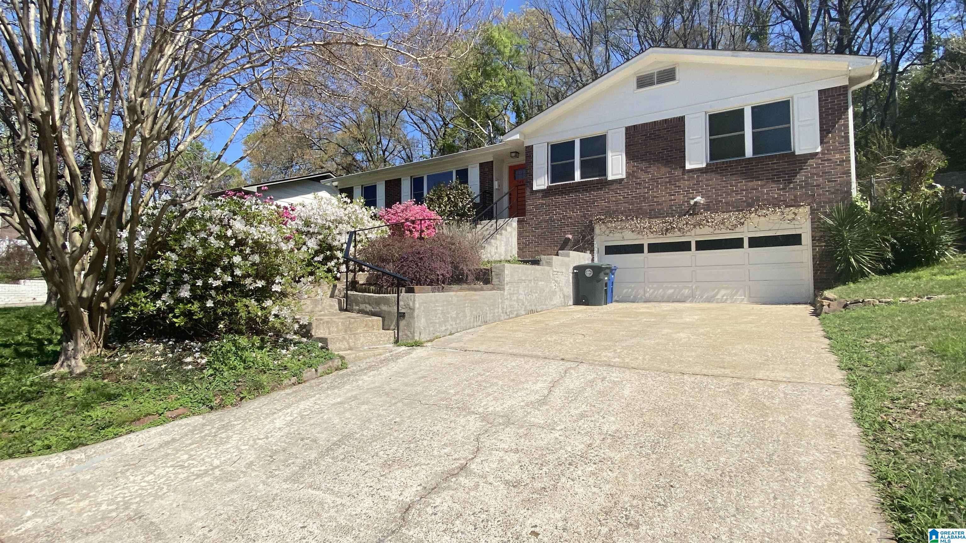 Birmingham, AL 35222,749 46TH STREET S