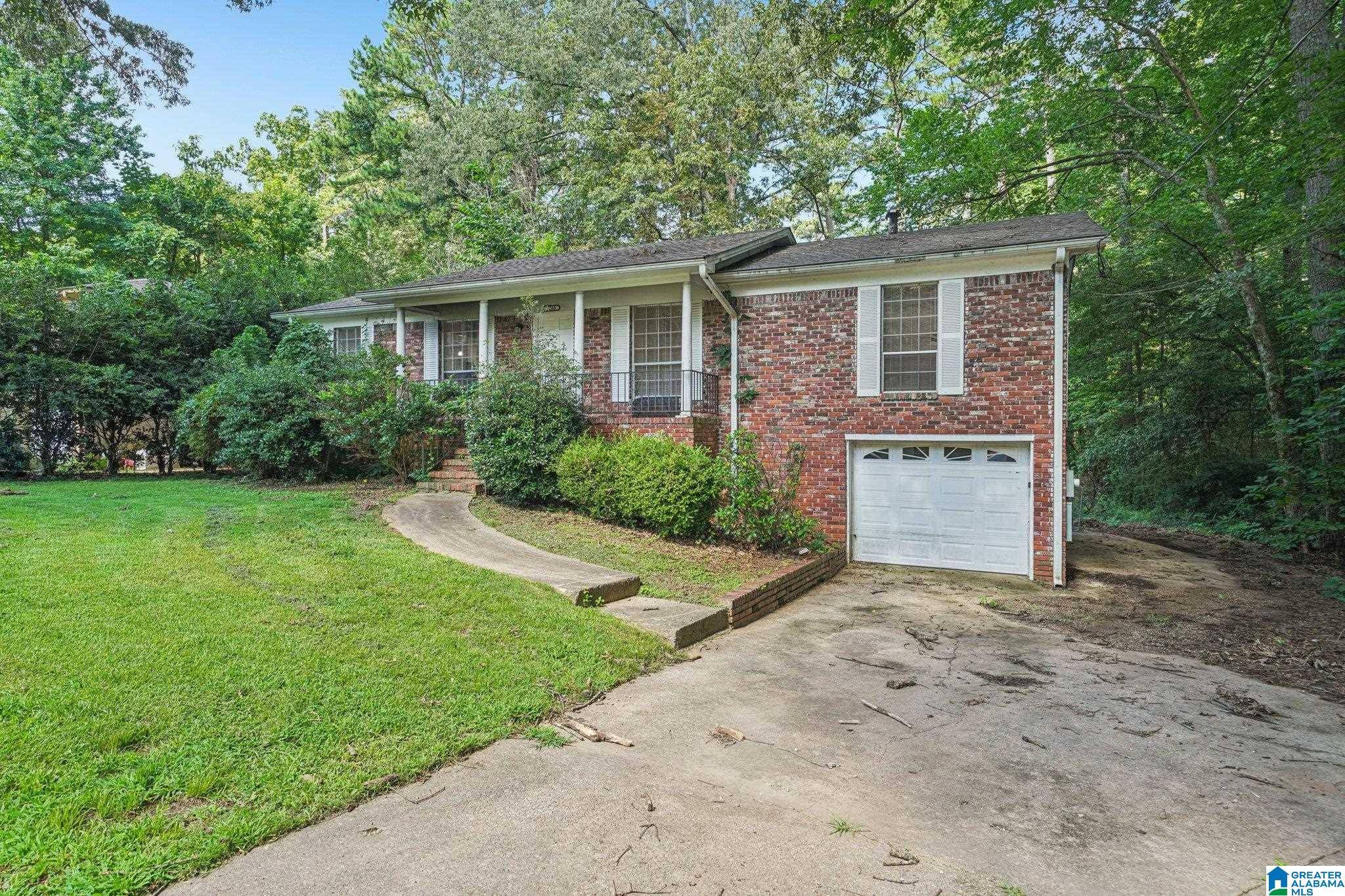 Birmingham, AL 35235,1508 BREWSTER CIRCLE
