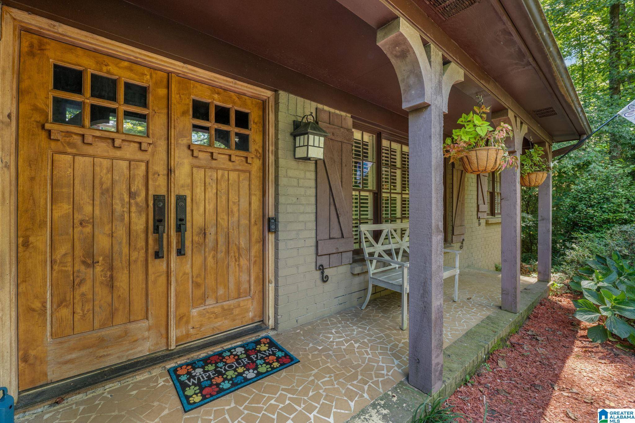 Mountain Brook, AL 35223,3611 KNIGHTSBRIDGE ROAD