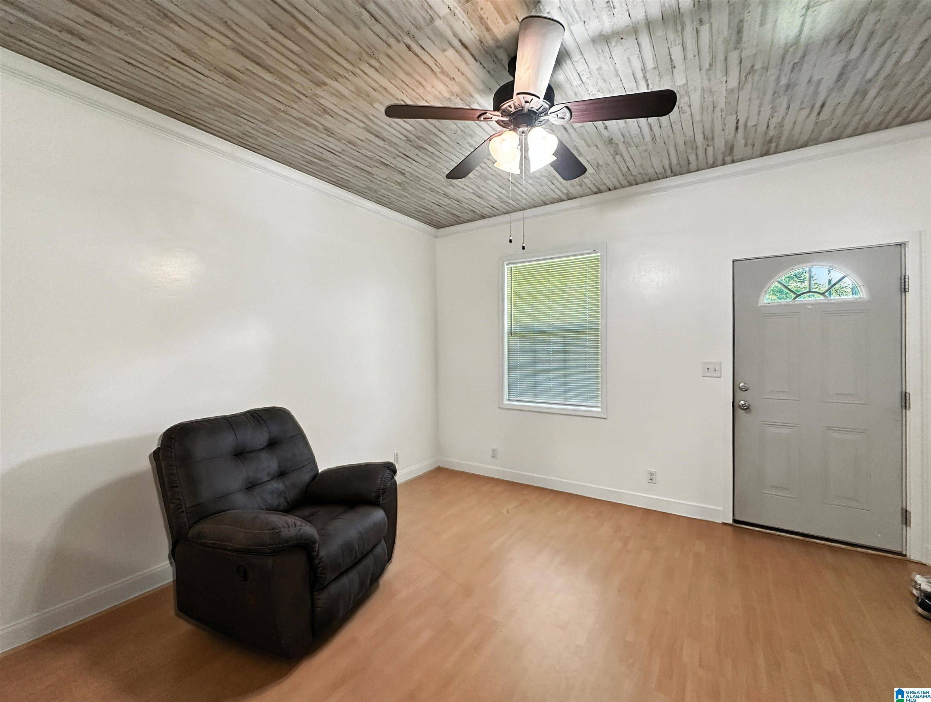 Graysville, AL 35073,614 8TH AVENUE NE