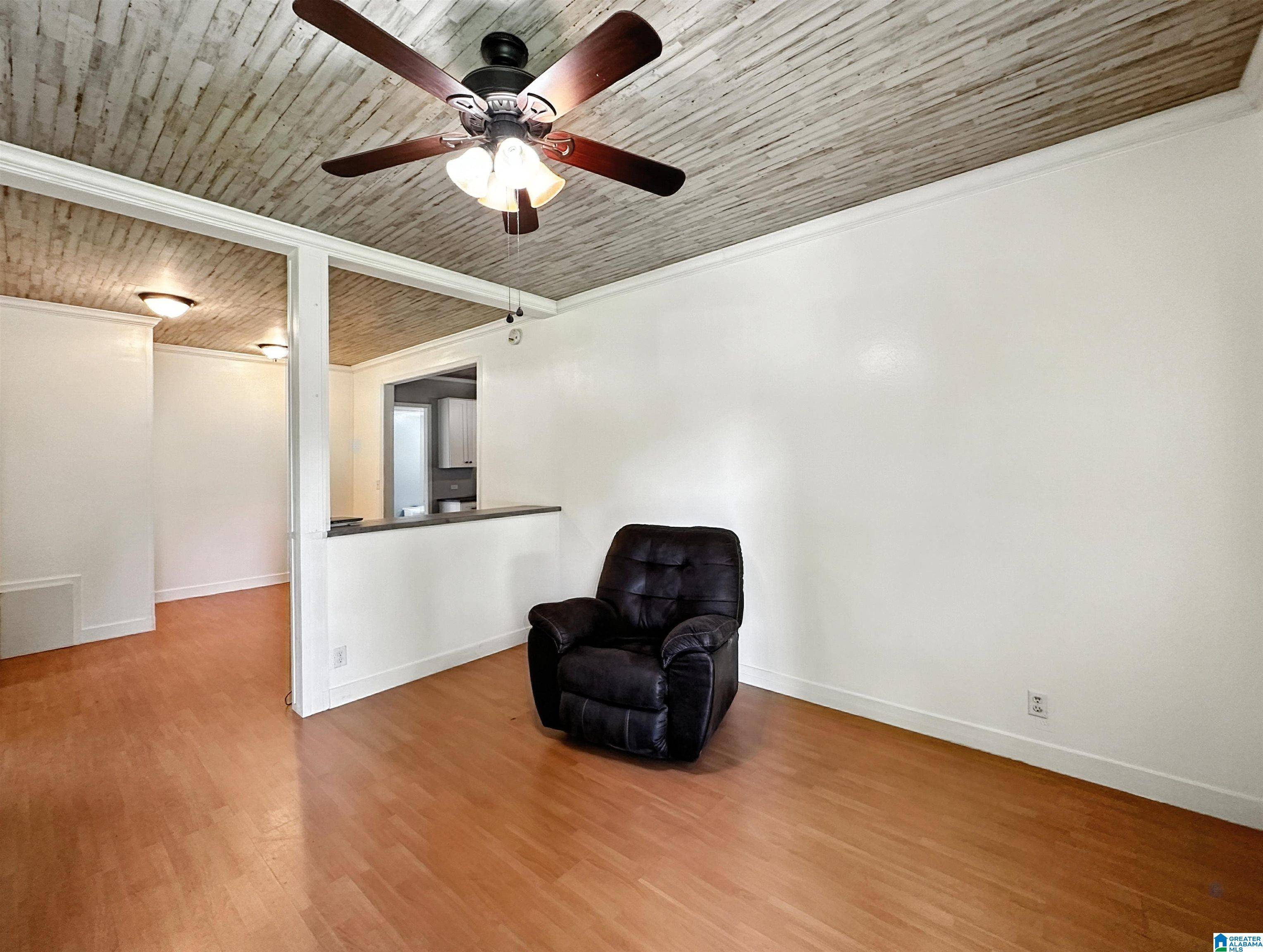 Graysville, AL 35073,614 8TH AVENUE NE