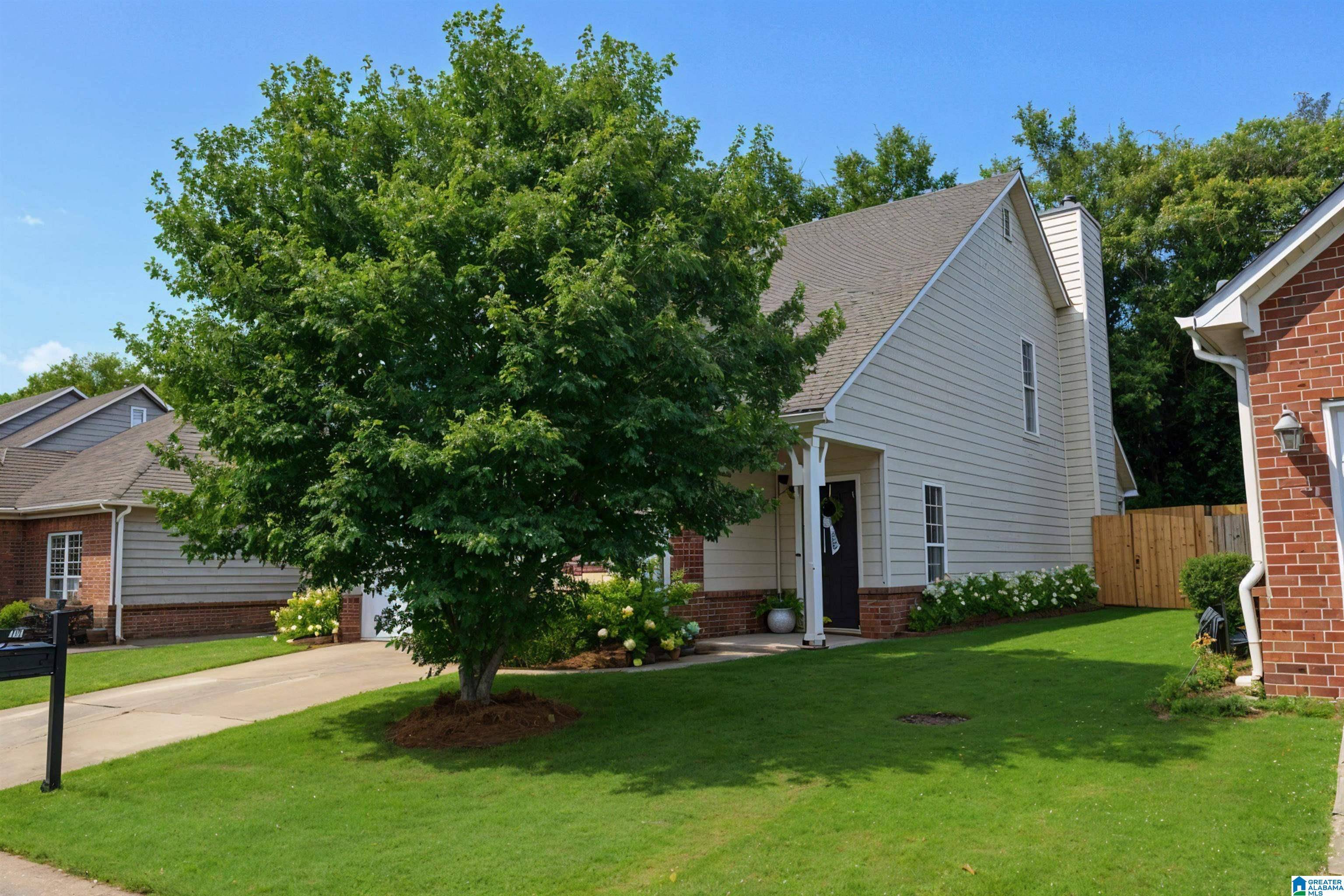 Pelham, AL 35124,410 HOLLAND LAKES DRIVE N
