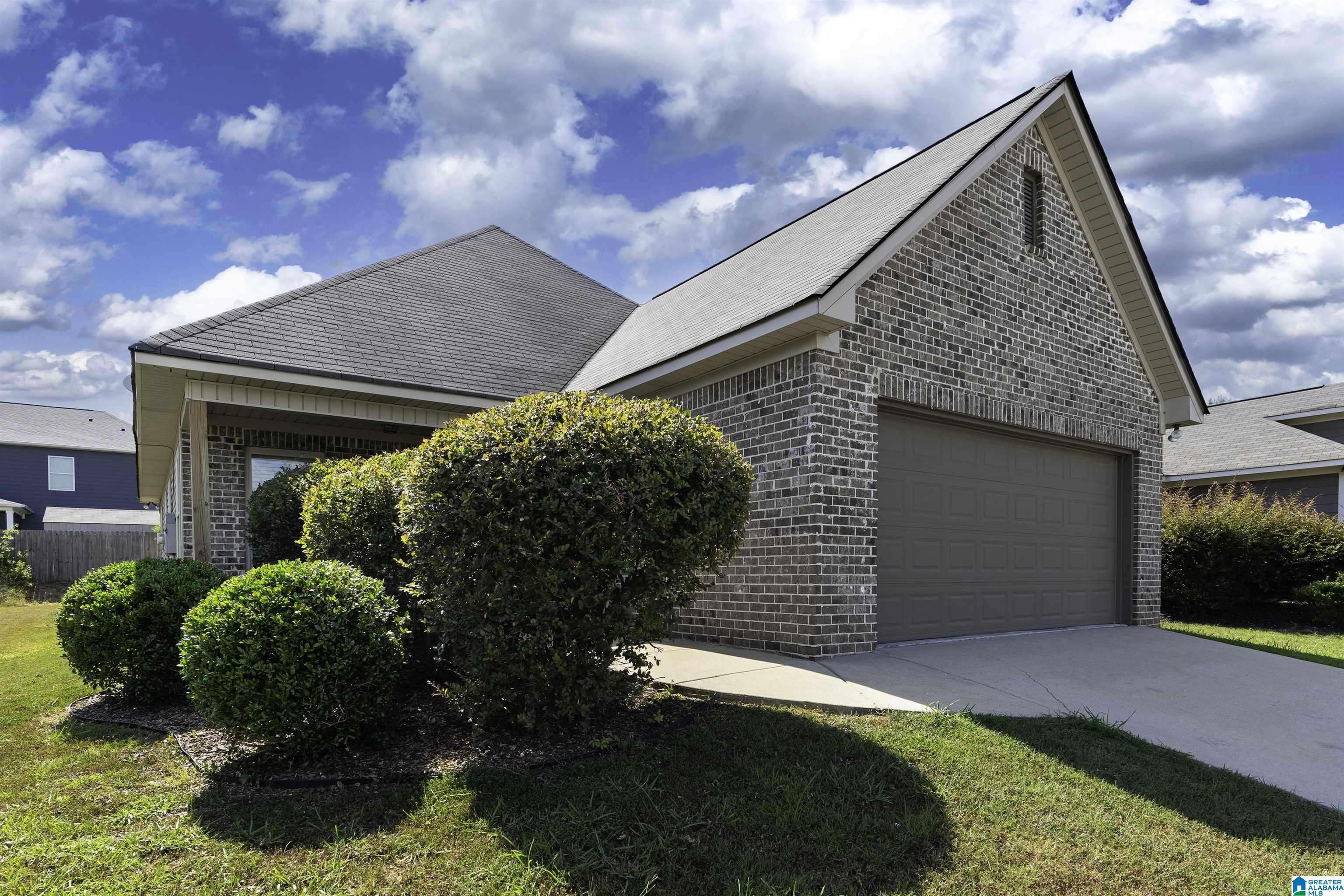 Warrior, AL 35180,9384 HOFFMAN PLACE