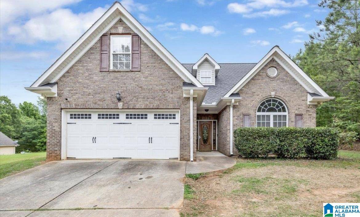 Sylacauga, AL 35150,995 HAMMETT AVENUE