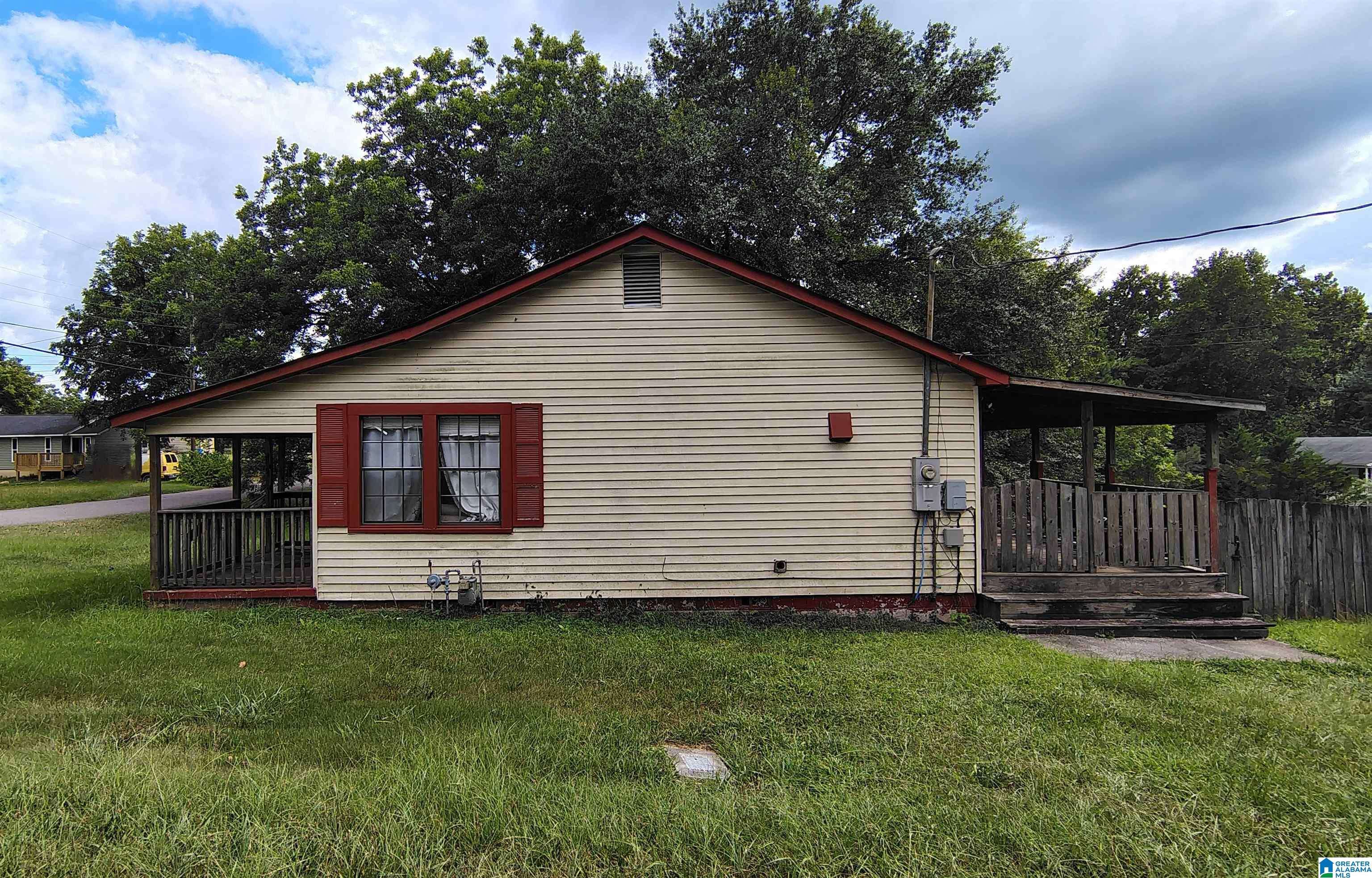 Pleasant Grove, AL 35127,236 7TH AVENUE