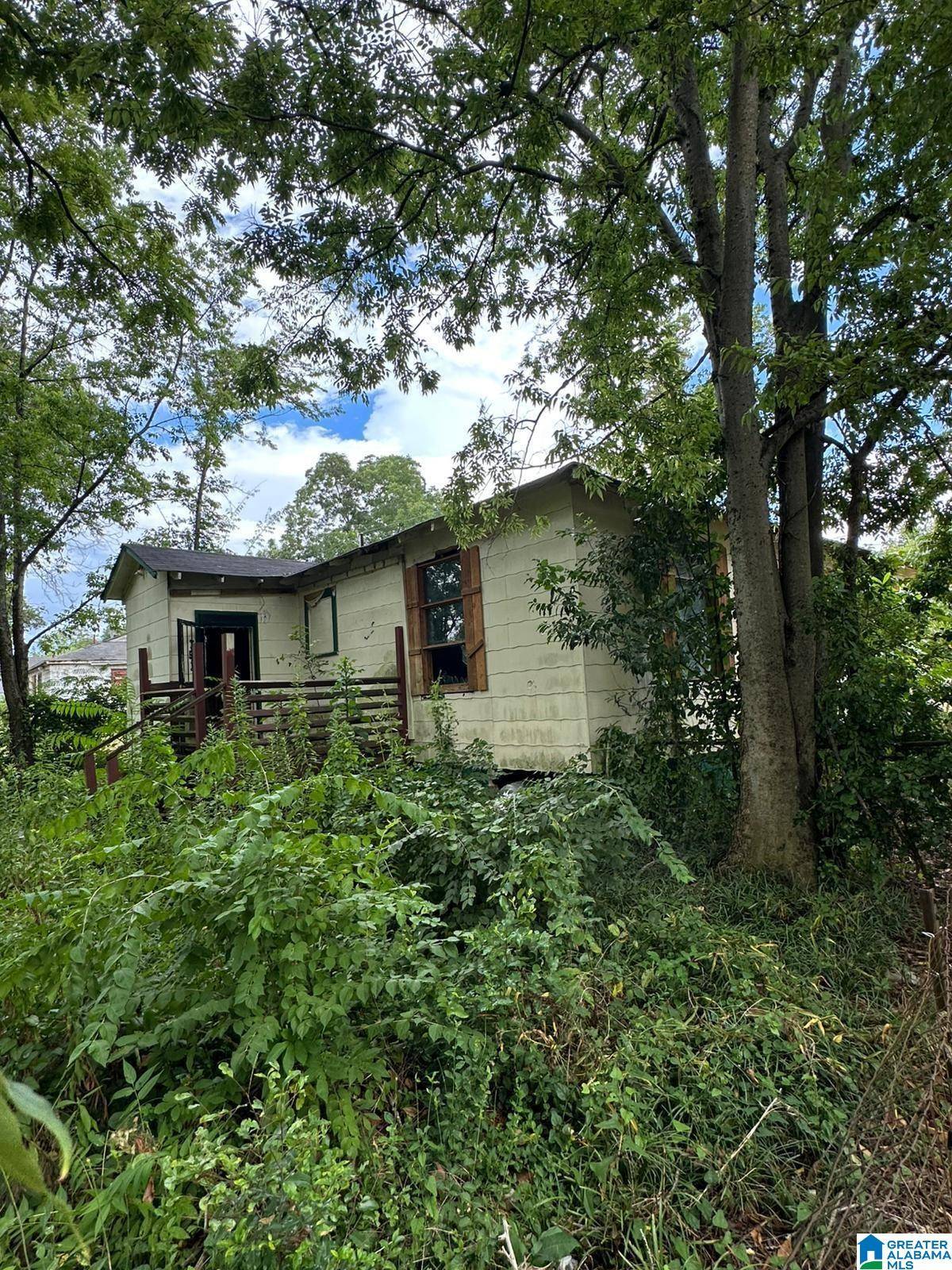 Birmingham, AL 35211,1624 DENNISON AVENUE SW