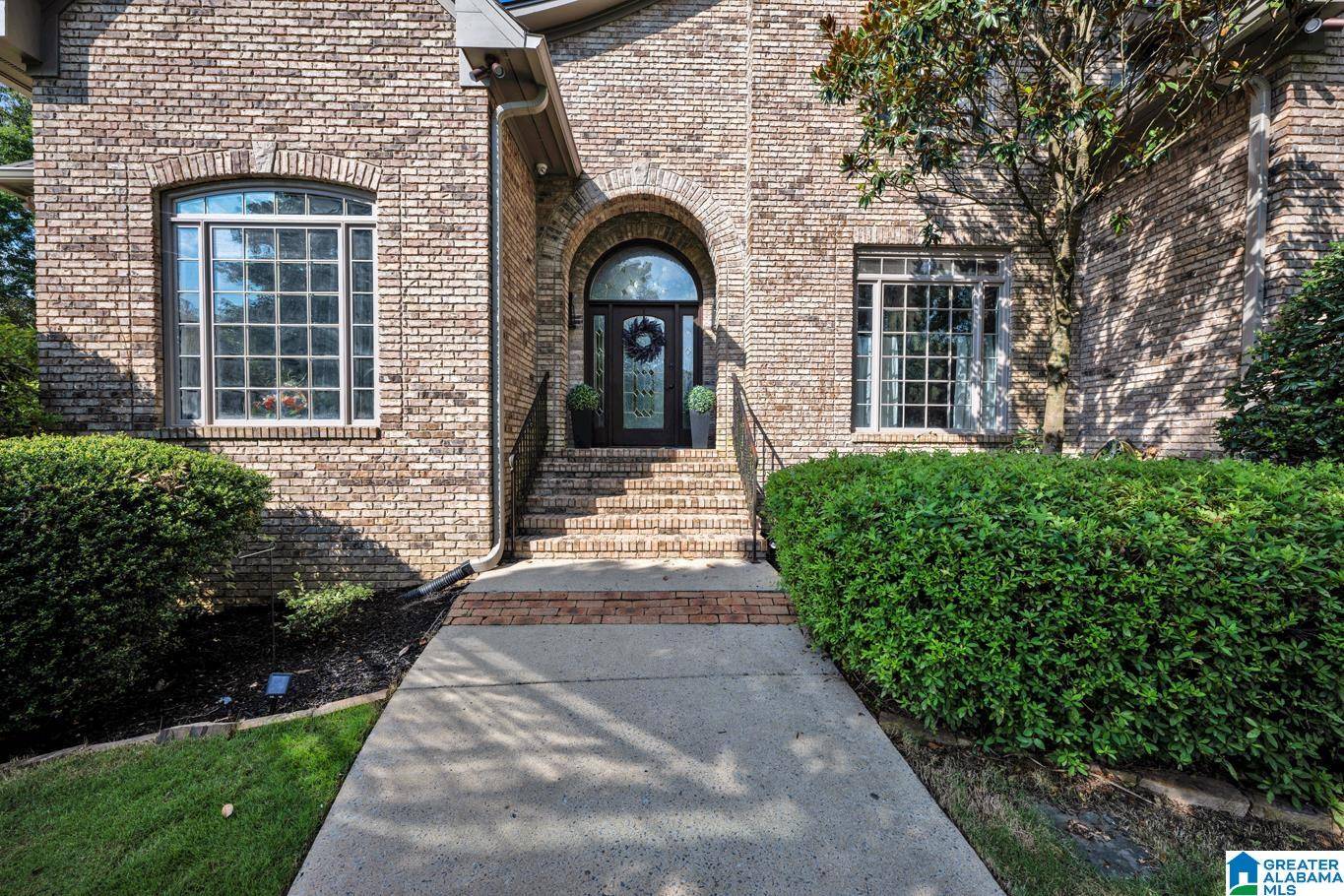 Oneonta, AL 35121,102 AZALEA TRAIL