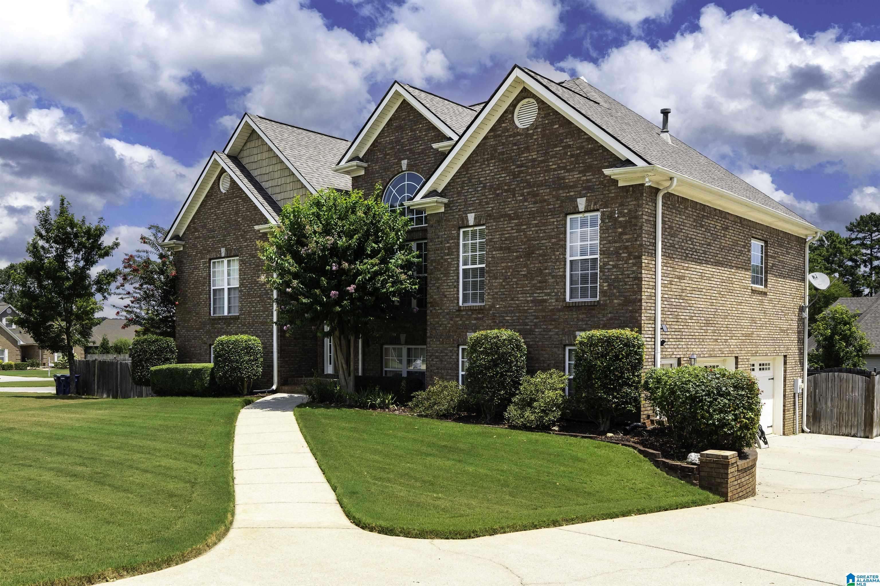 Alabaster, AL 35007,627 WYNLAKE COVE