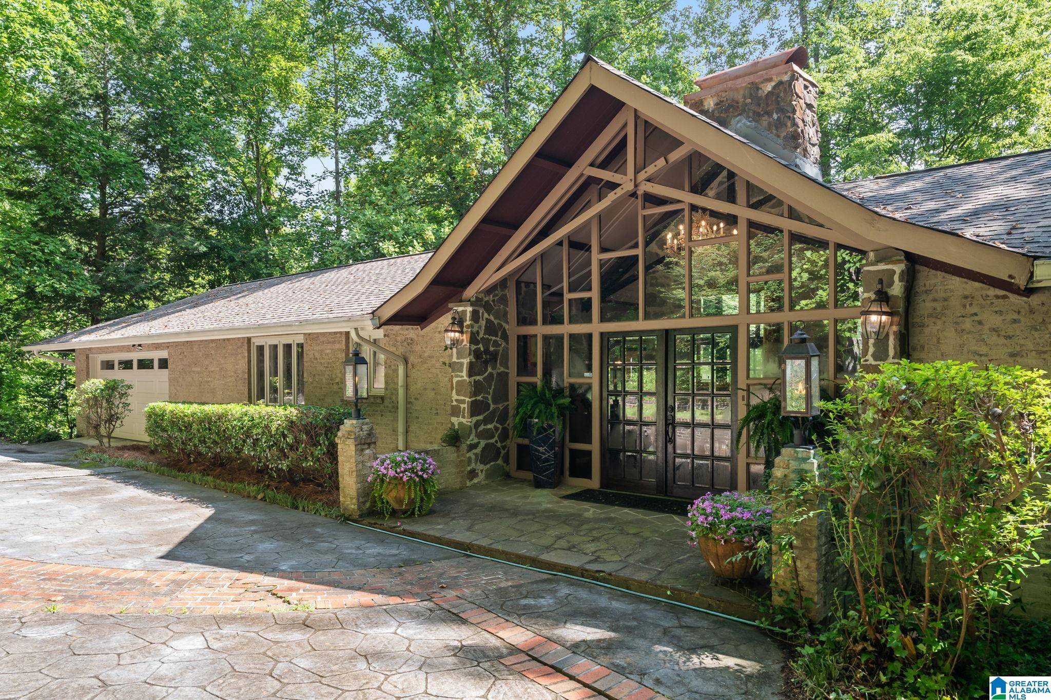 Vestavia Hills, AL 35216,2735 SMYER ROAD