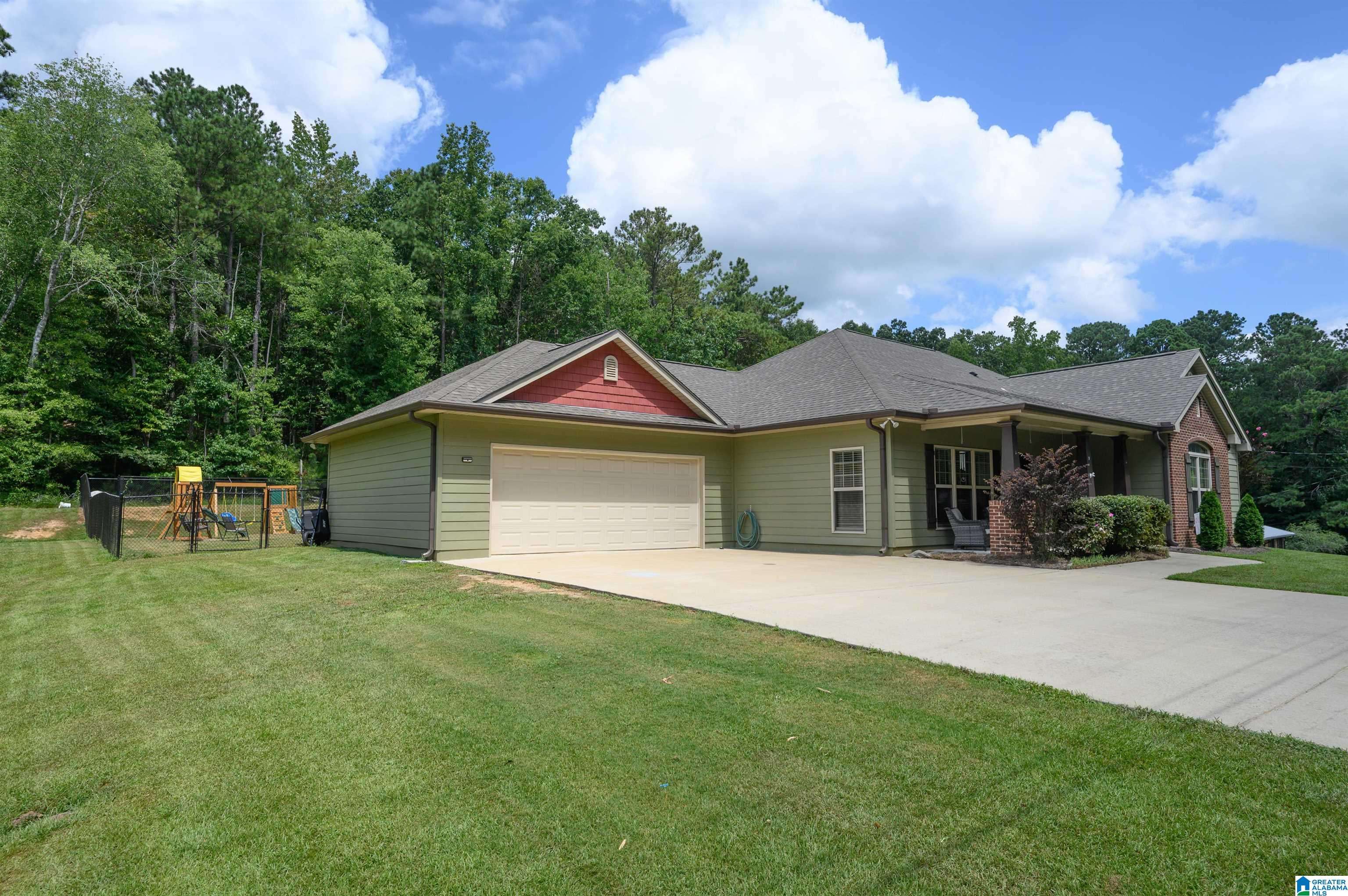 Pell City, AL 35125,27 MIMOSA ROW