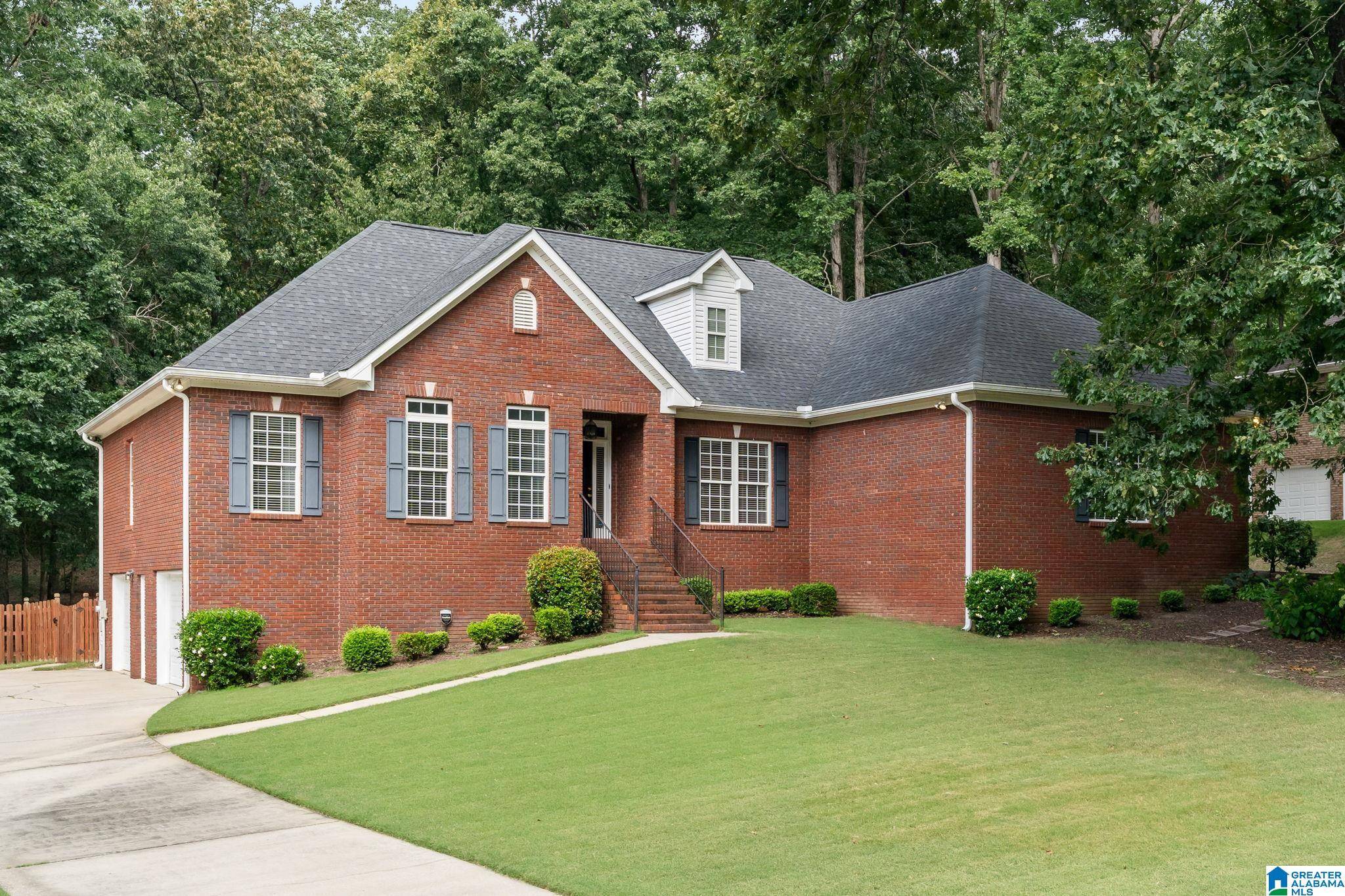 Pelham, AL 35124,117 OAK FOREST WAY