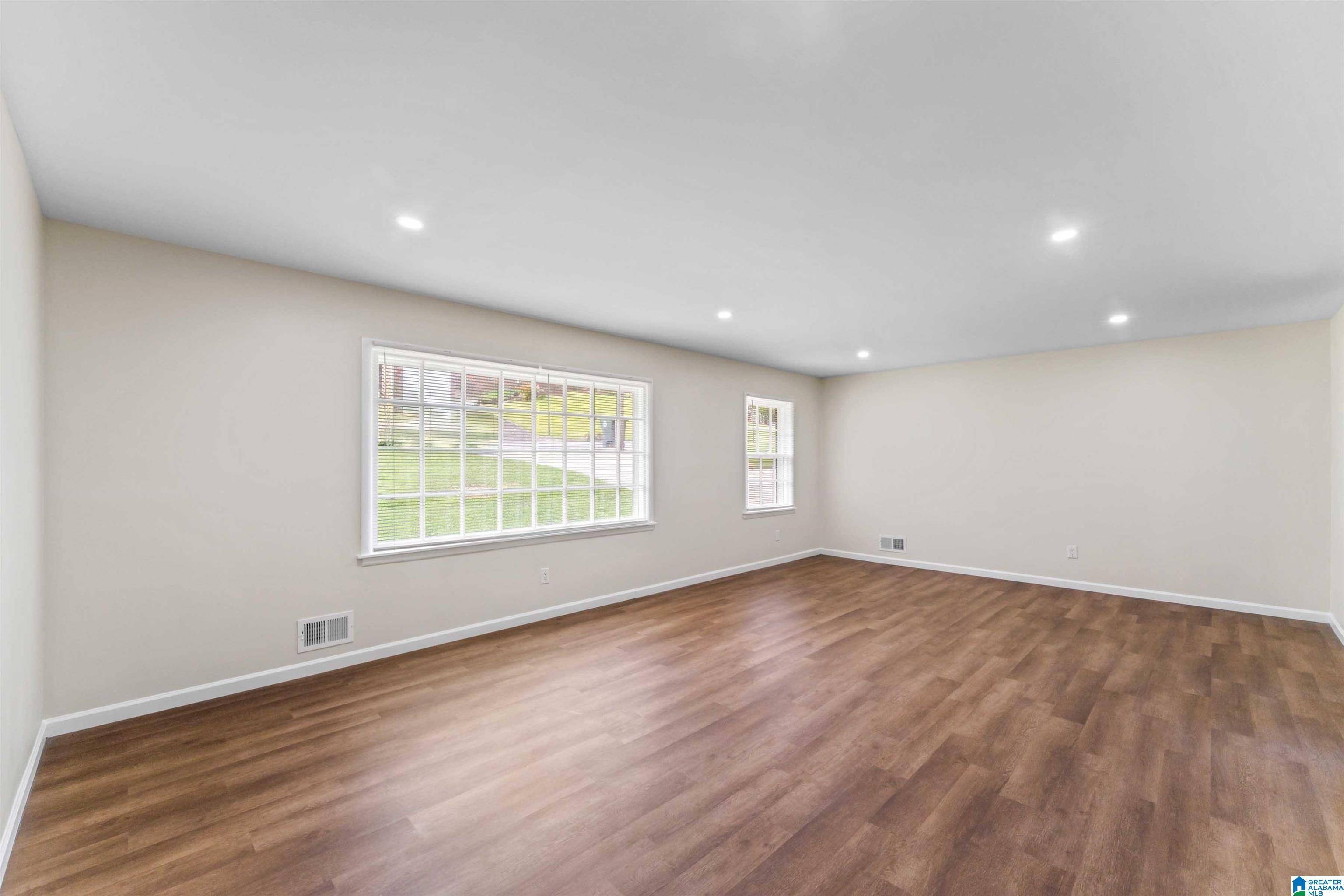 Birmingham, AL 35206,833 86TH PLACE S