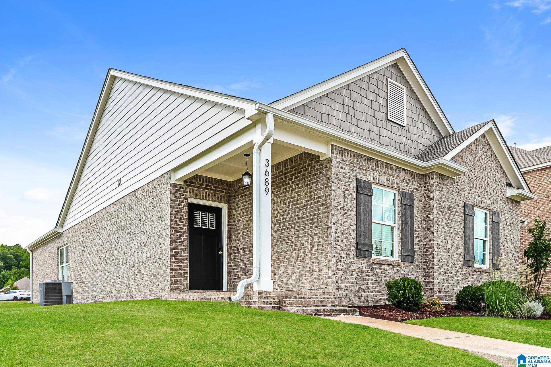 Fultondale, AL 35068,3689 BURLINGTON DRIVE