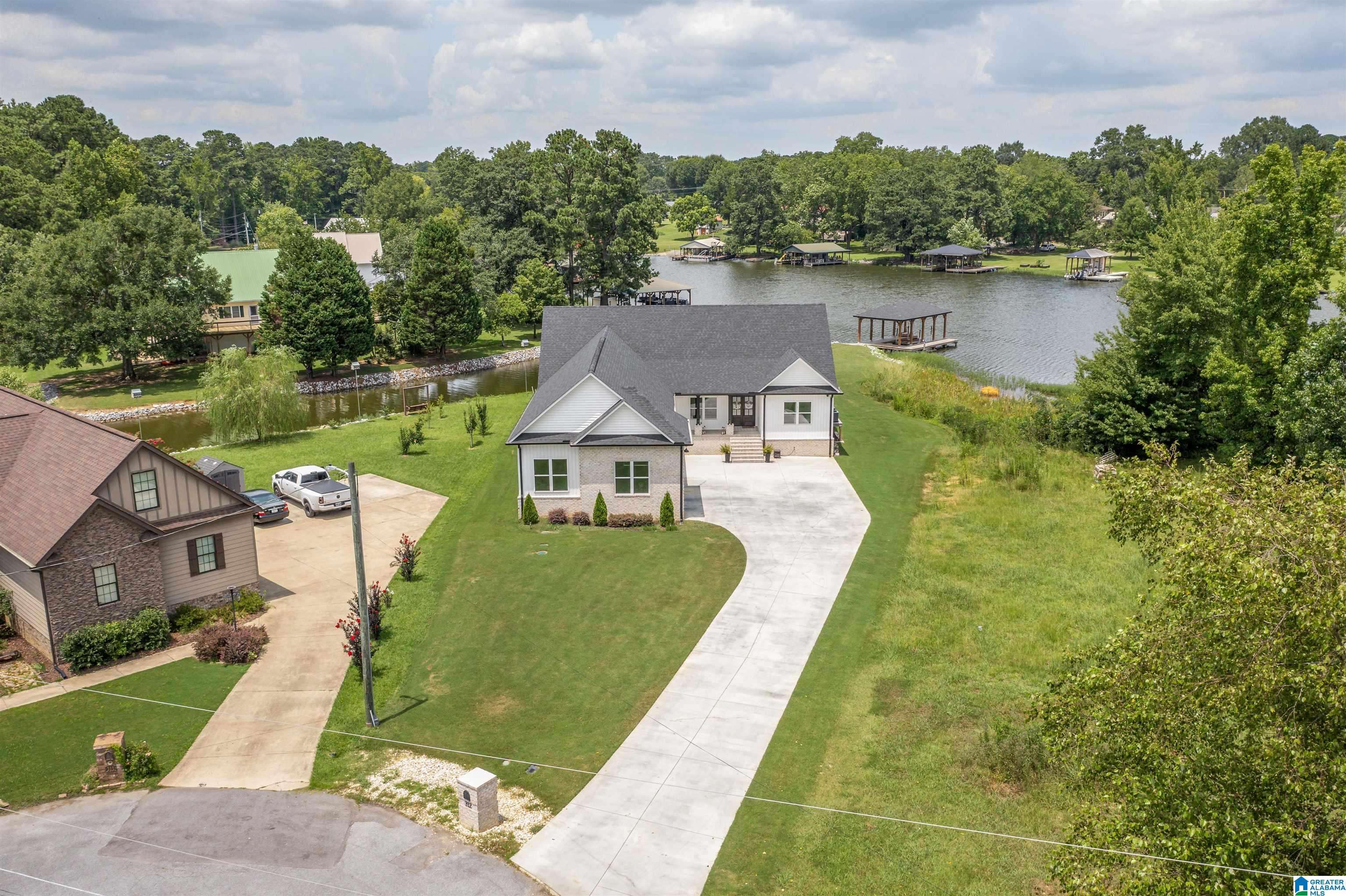 Gadsden, AL 35903,312 CAMDEN COVE