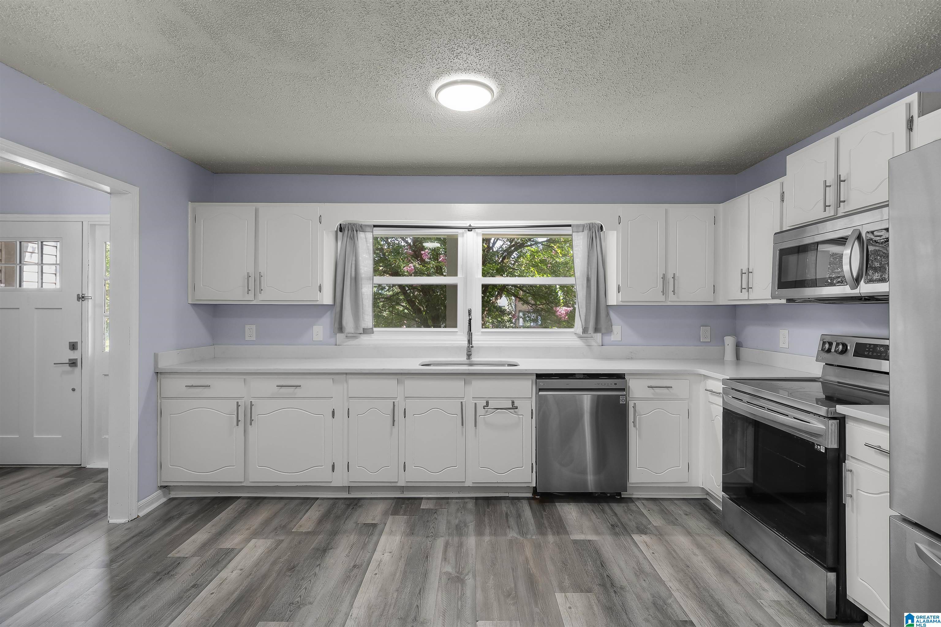 Pelham, AL 35124,606 CAHABA MANOR LANE