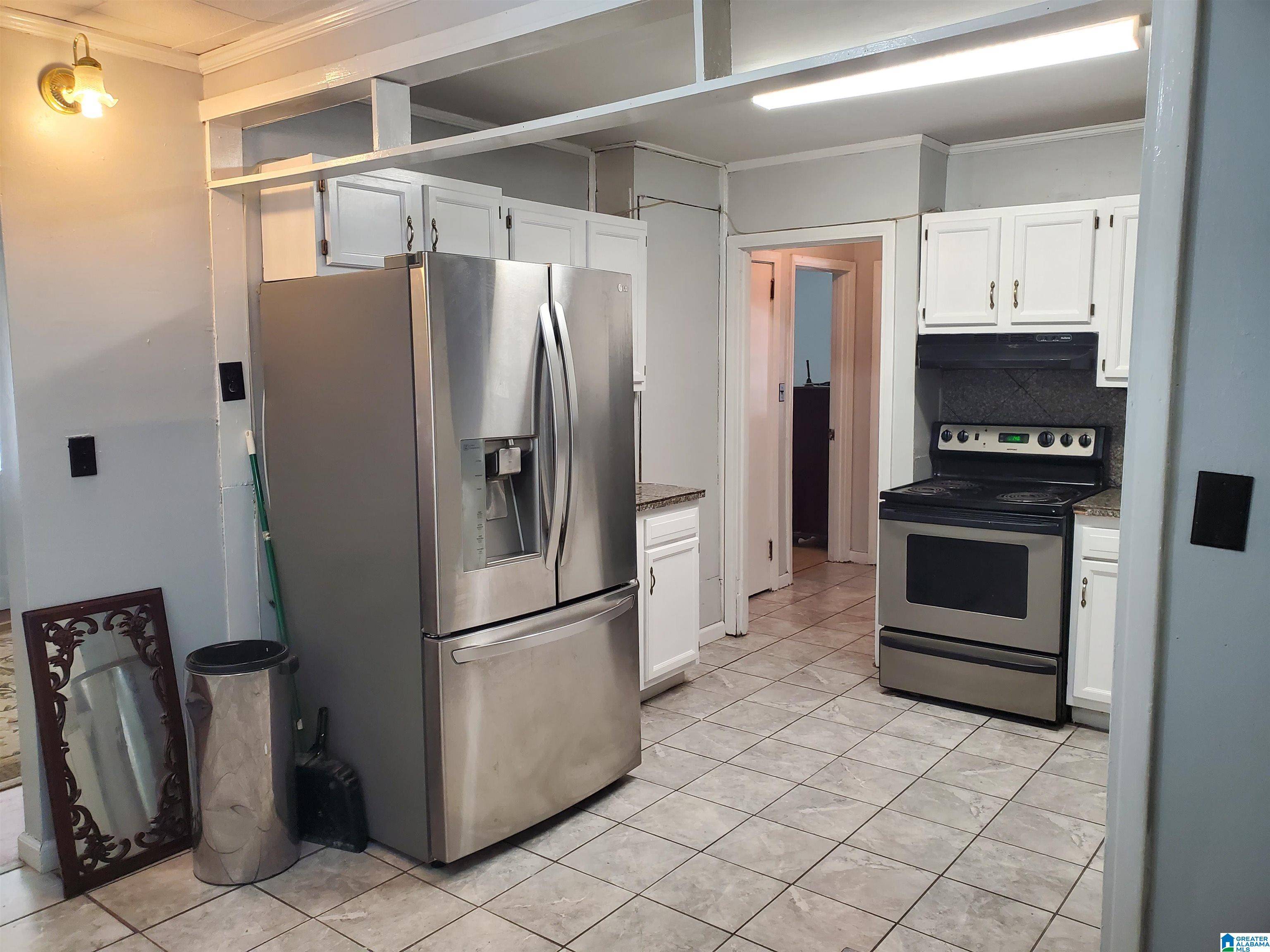 Midfield, AL 35228,528 LOVELIN STREET