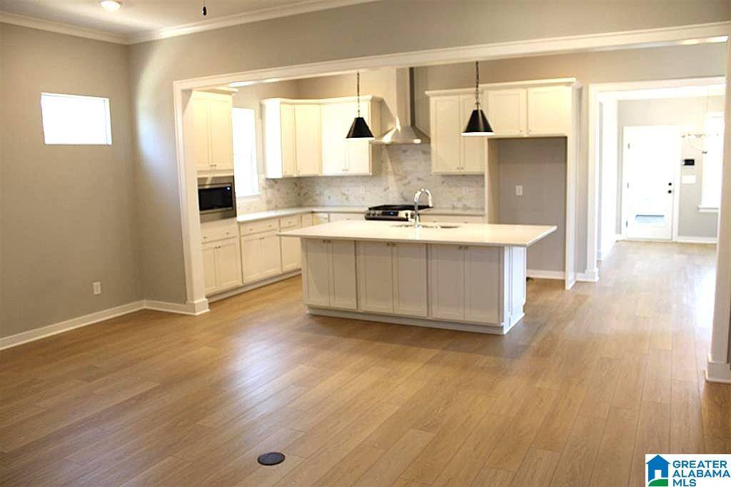 Hoover, AL 35244,1243 ELIZABETH TERRACE