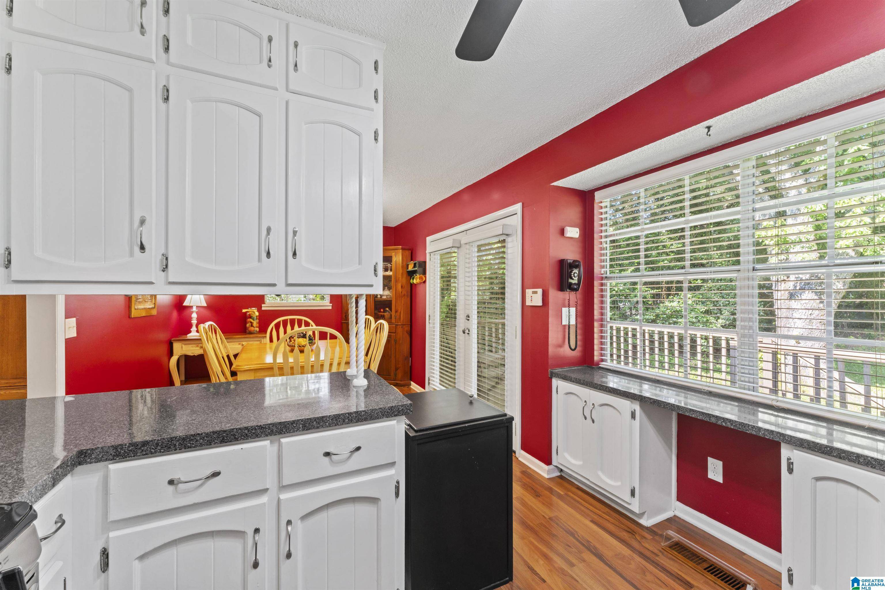 Center Point, AL 35215,516 20TH COURT NE