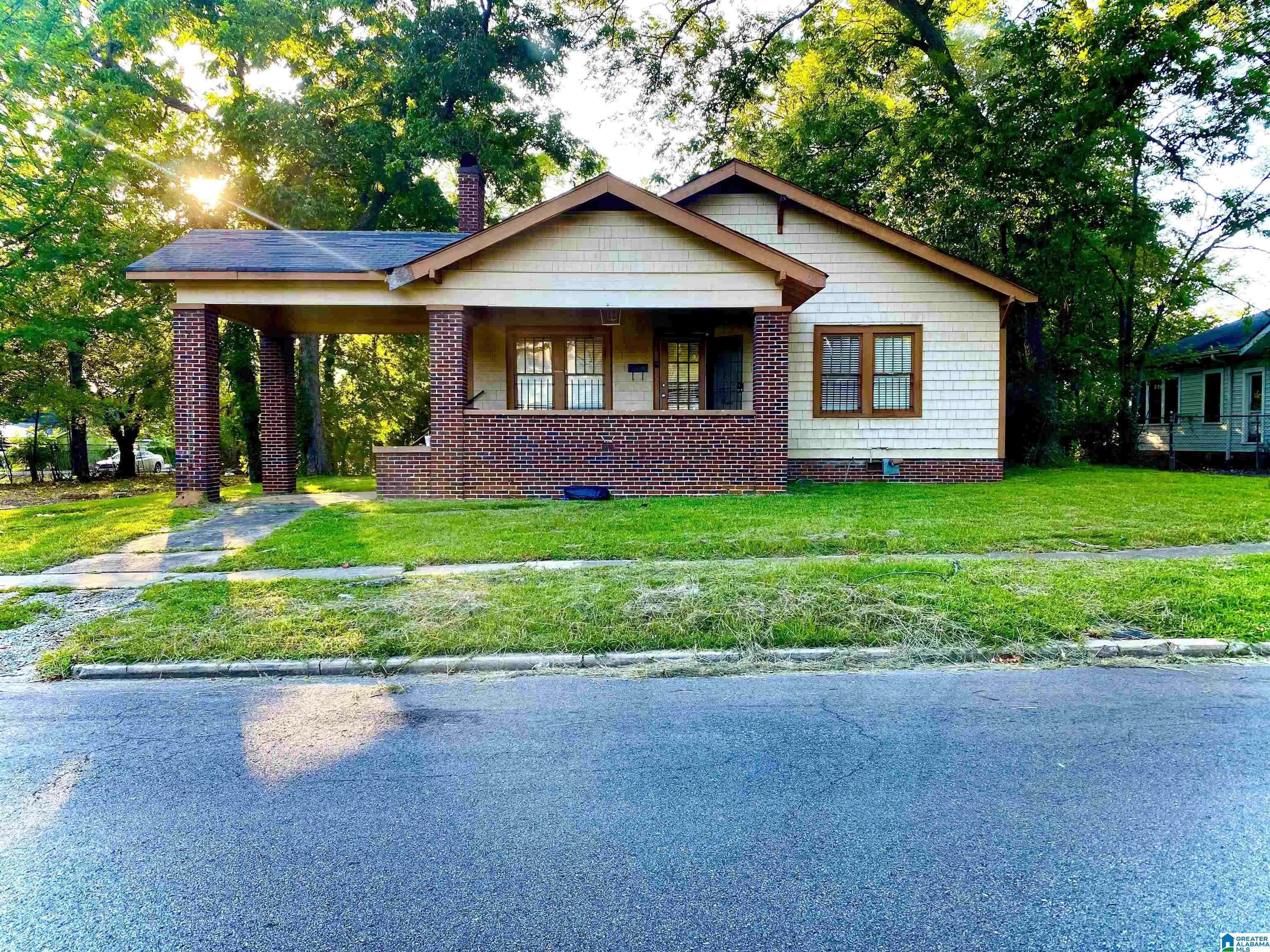Birmingham, AL 35206,7428 1ST AVENUE S