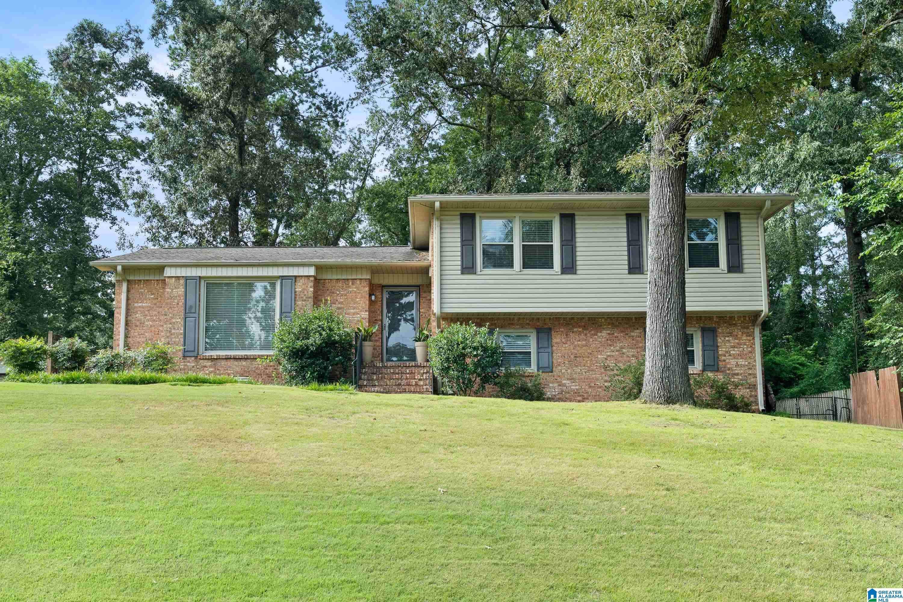 Hoover, AL 35226,3430 FLINTSHIRE DRIVE