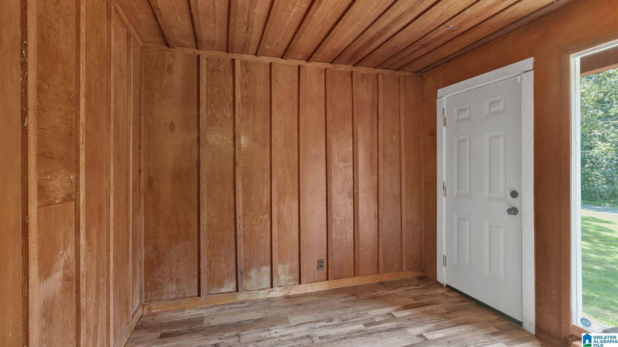 Anniston, AL 36206,174 NUNNALLY AVENUE