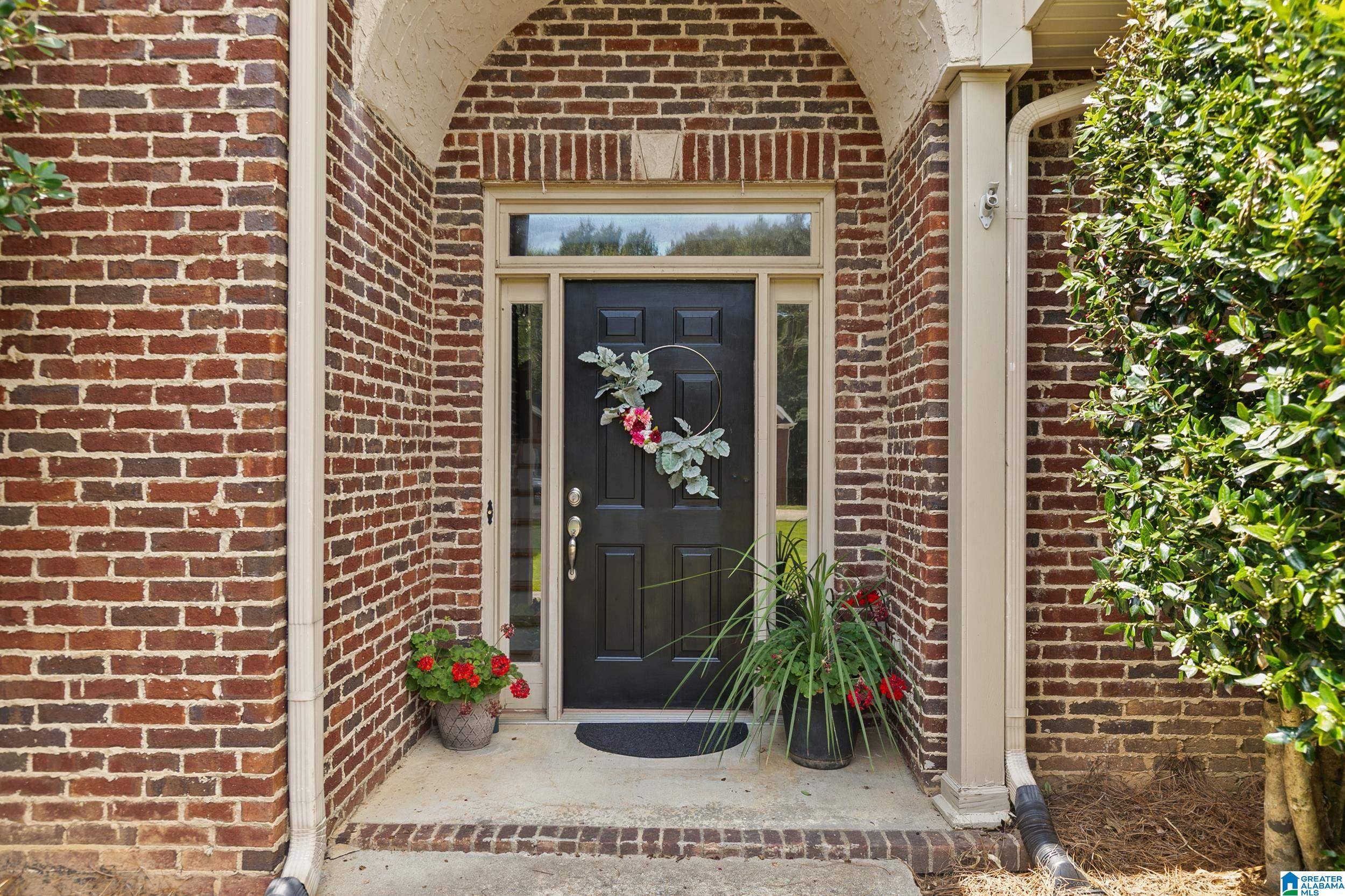 Chelsea, AL 35043,238 PIN OAK DRIVE