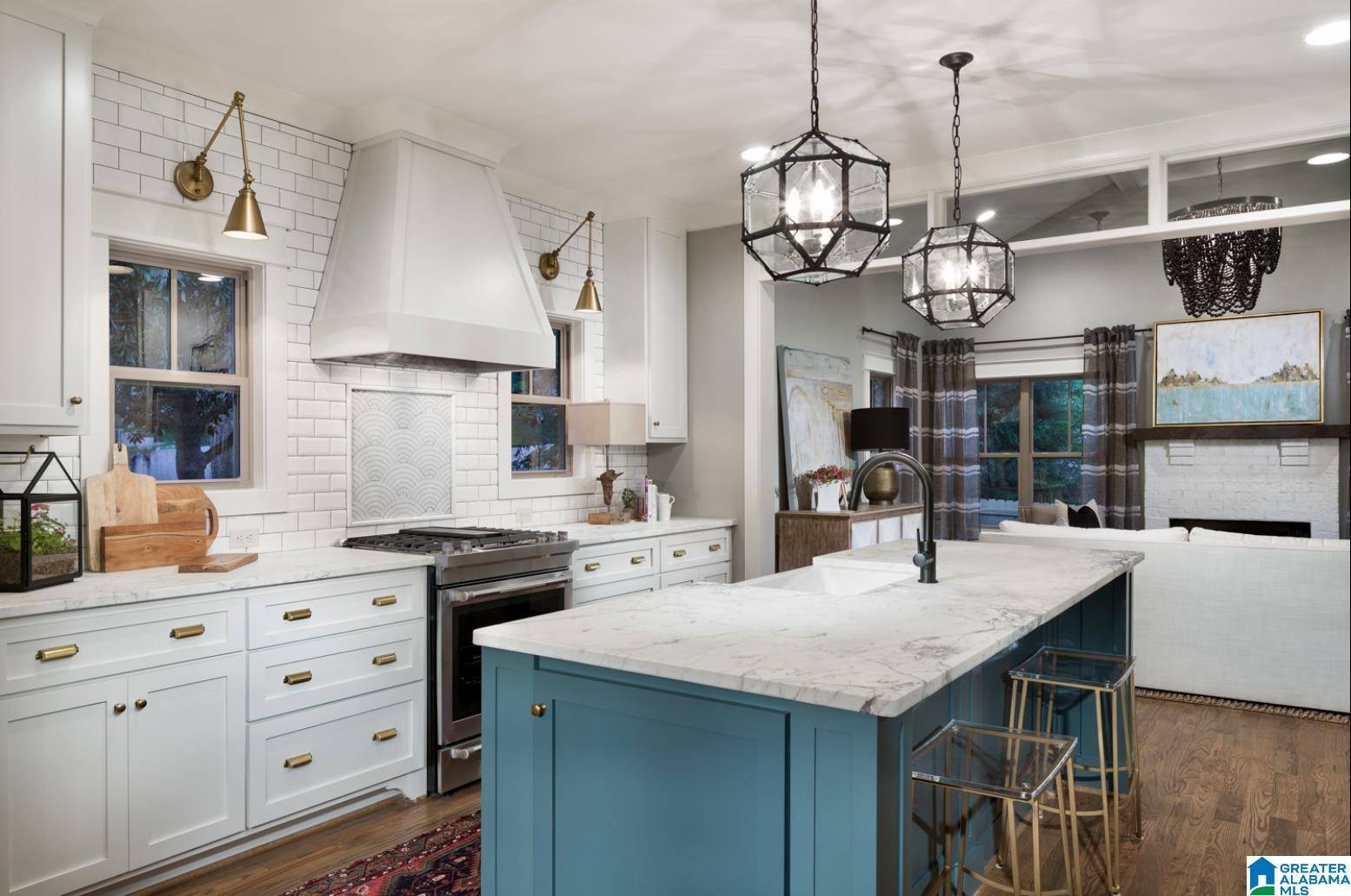 Birmingham, AL 35222,712 43RD STREET S