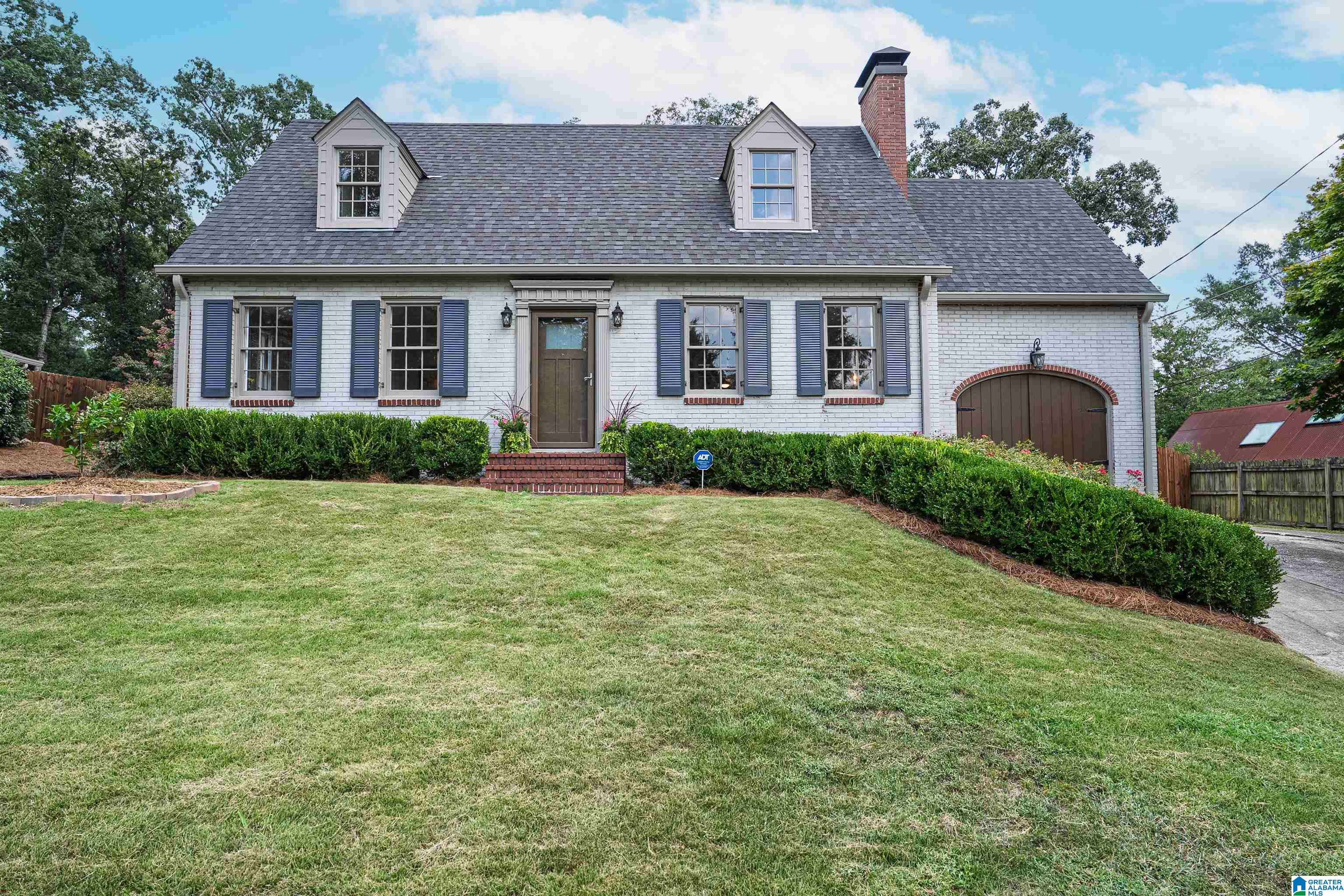 Homewood, AL 35209,708 FAIRFAX DRIVE