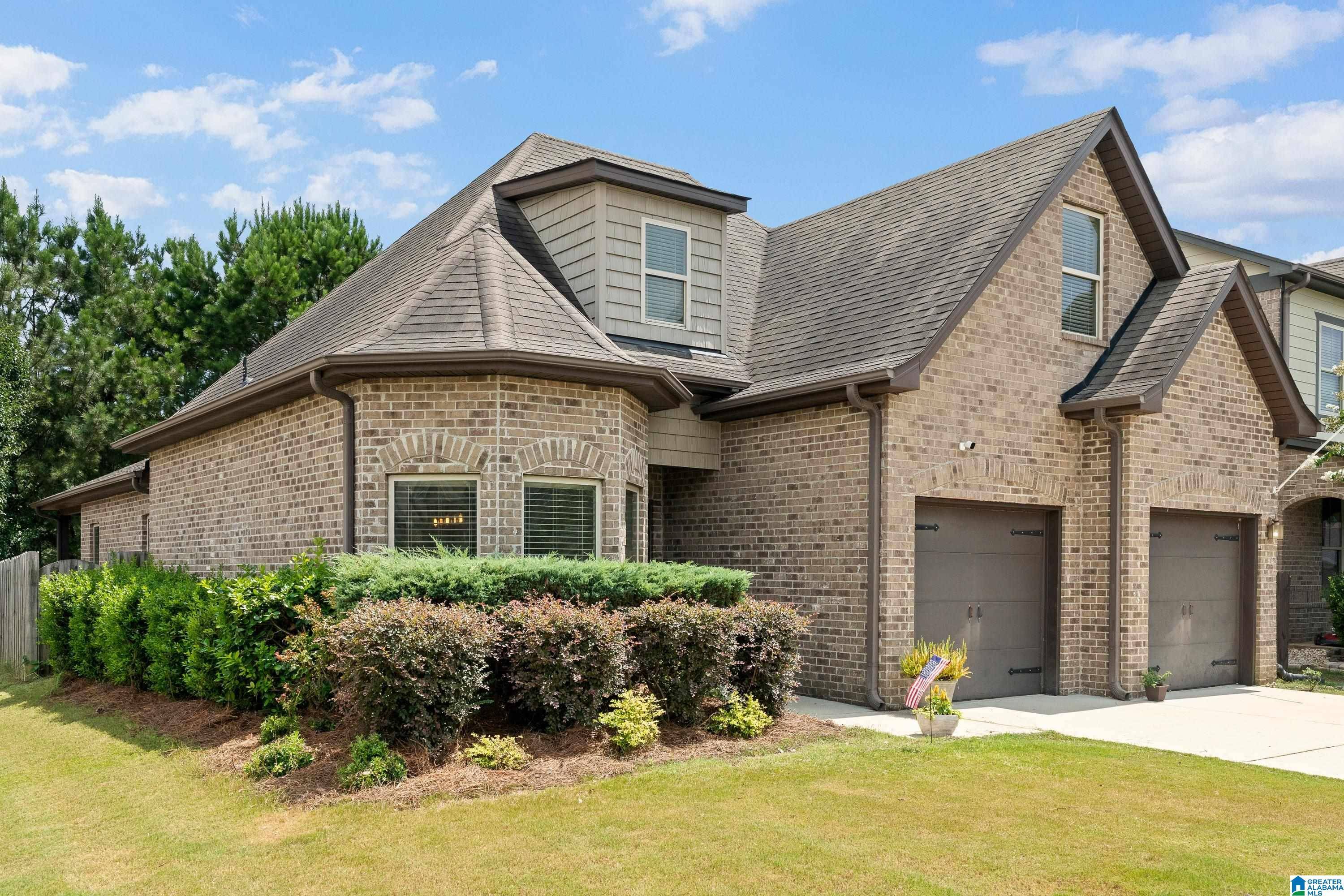 Trussville, AL 35173,351 GLEN CROSS WAY