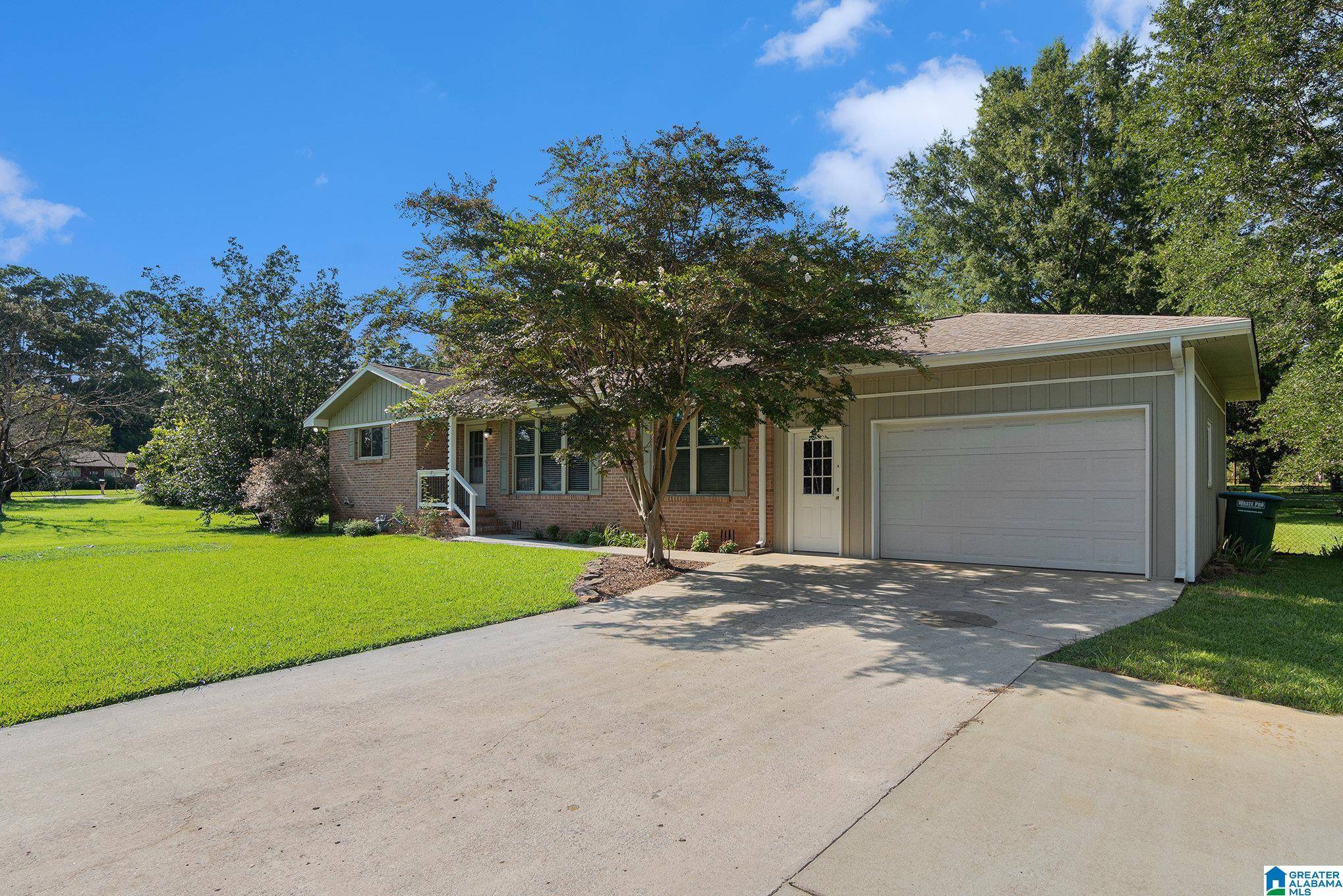 Montevallo, AL 35115,125 MEADOW ROAD