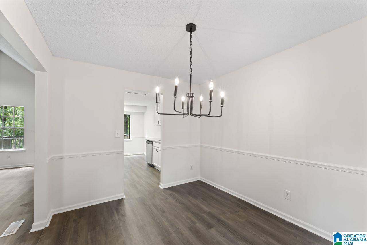 Trussville, AL 35173,206 ANNETTA CR