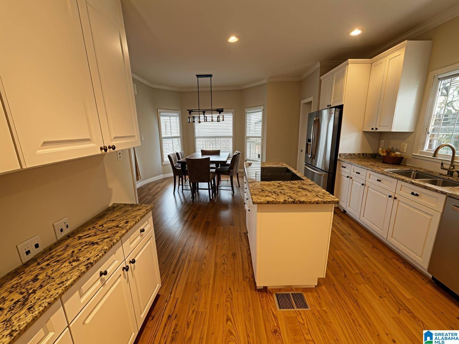 Hoover, AL 35244,5045 EMERALD COURT