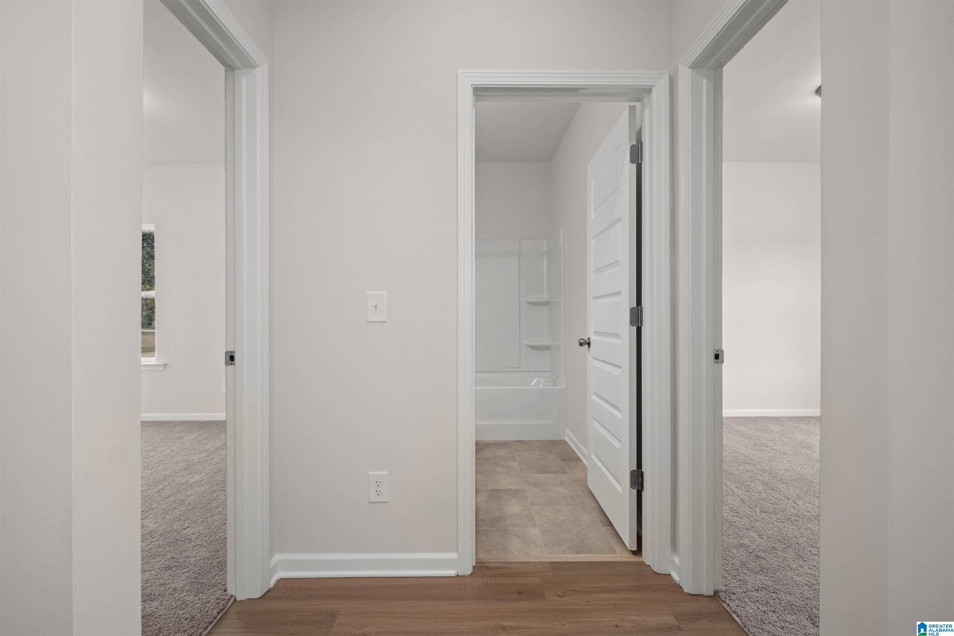 Bessemer, AL 35022,5484 HEADWINDS LANE